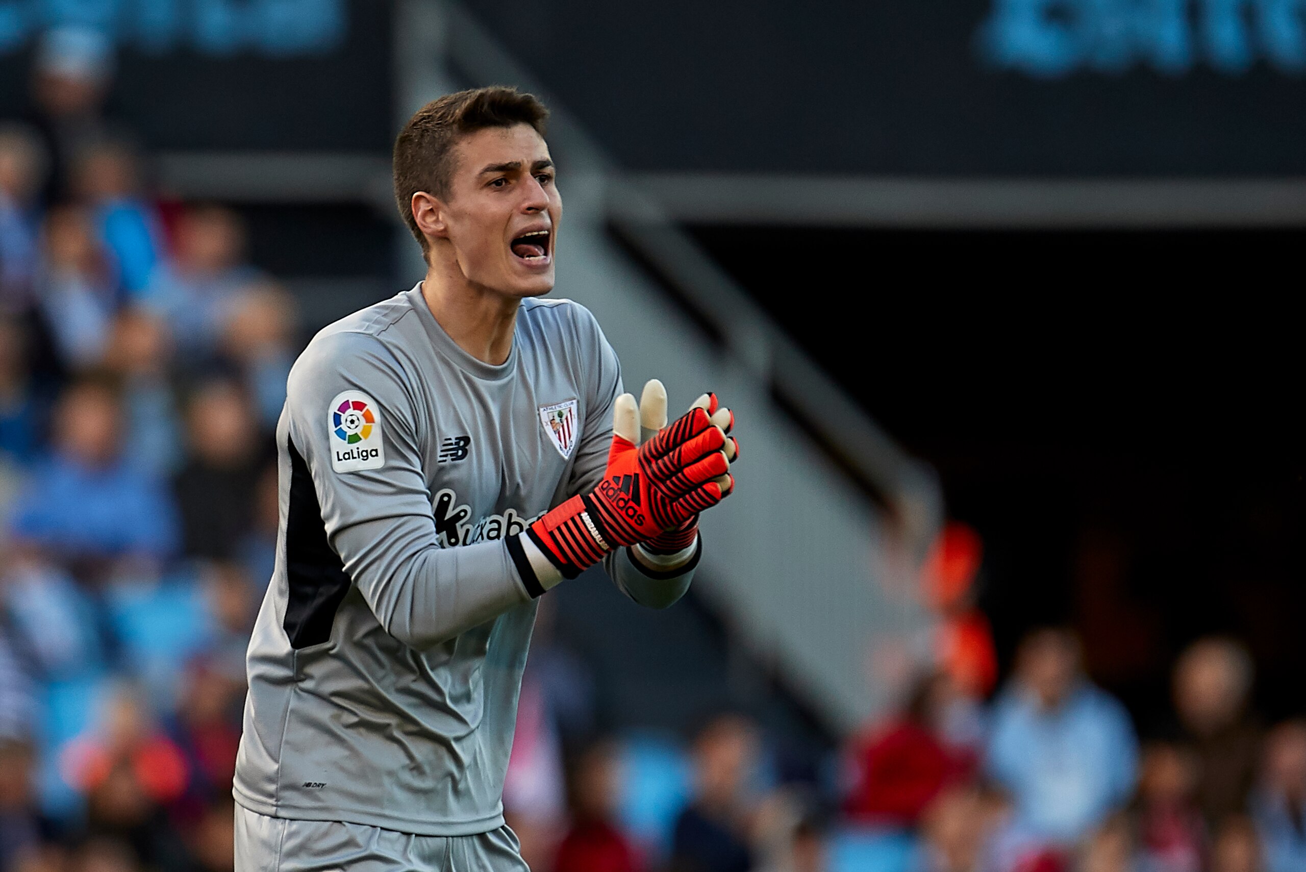 VIGO, SPAIN - NOVEMBER 05:  Kepa Arrizabalaga of Athletic de Bilbao reacts during the La Liga match between Celta de Vigo and Athletic Club at Balaidos Stadium on November 5, 2017 in Vigo, Spain.  (Photo by fotopress/Getty Images)