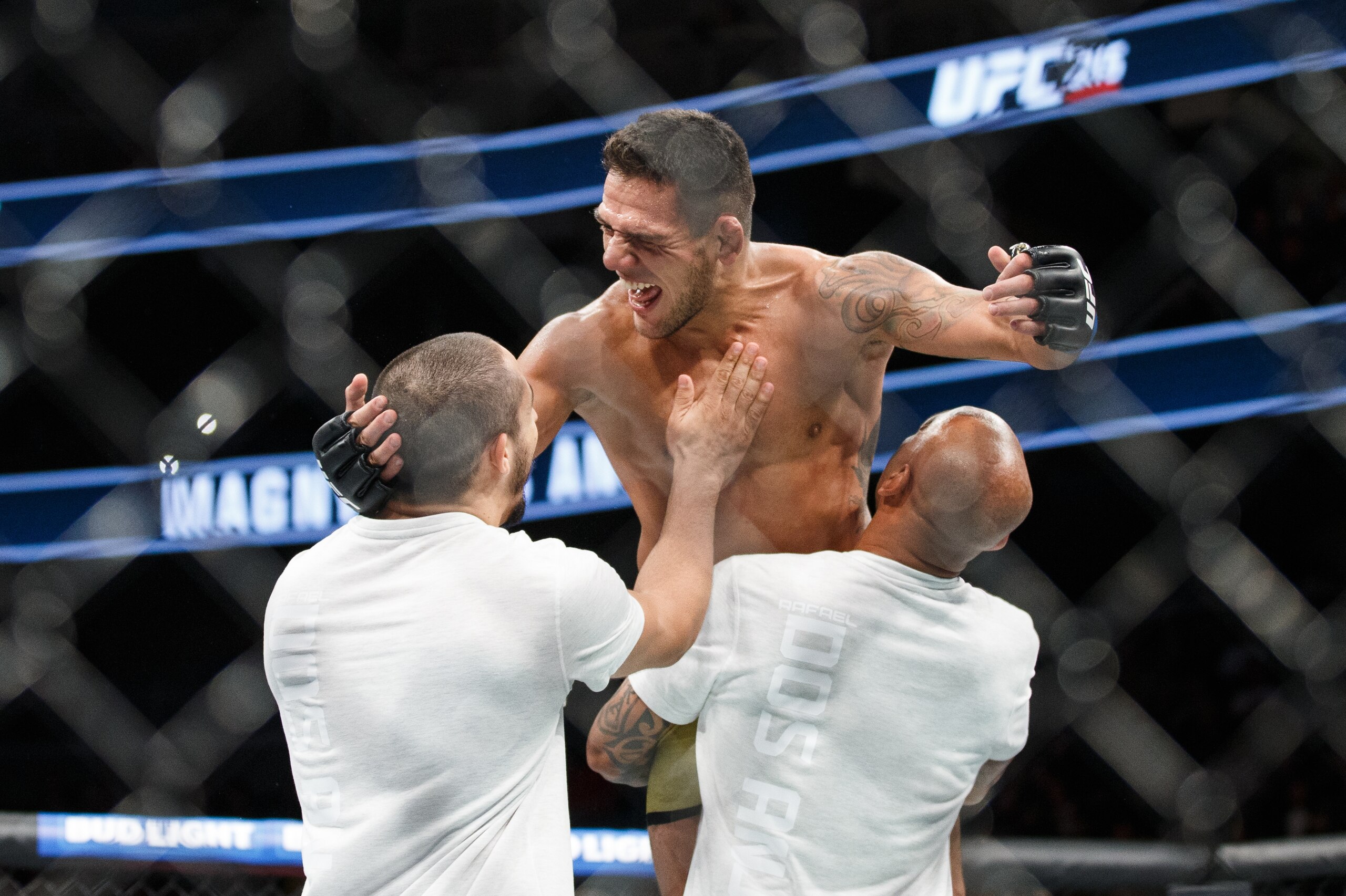 EDMONTON, AB - SEPTEMBER 09:  Rafael Dos Anjos celebrates his victory over Neil Magny during UFC 215 at Rogers Place on September 9, 2017 in Edmonton, Canada. (Photo by Codie McLachlan/Getty Images)
