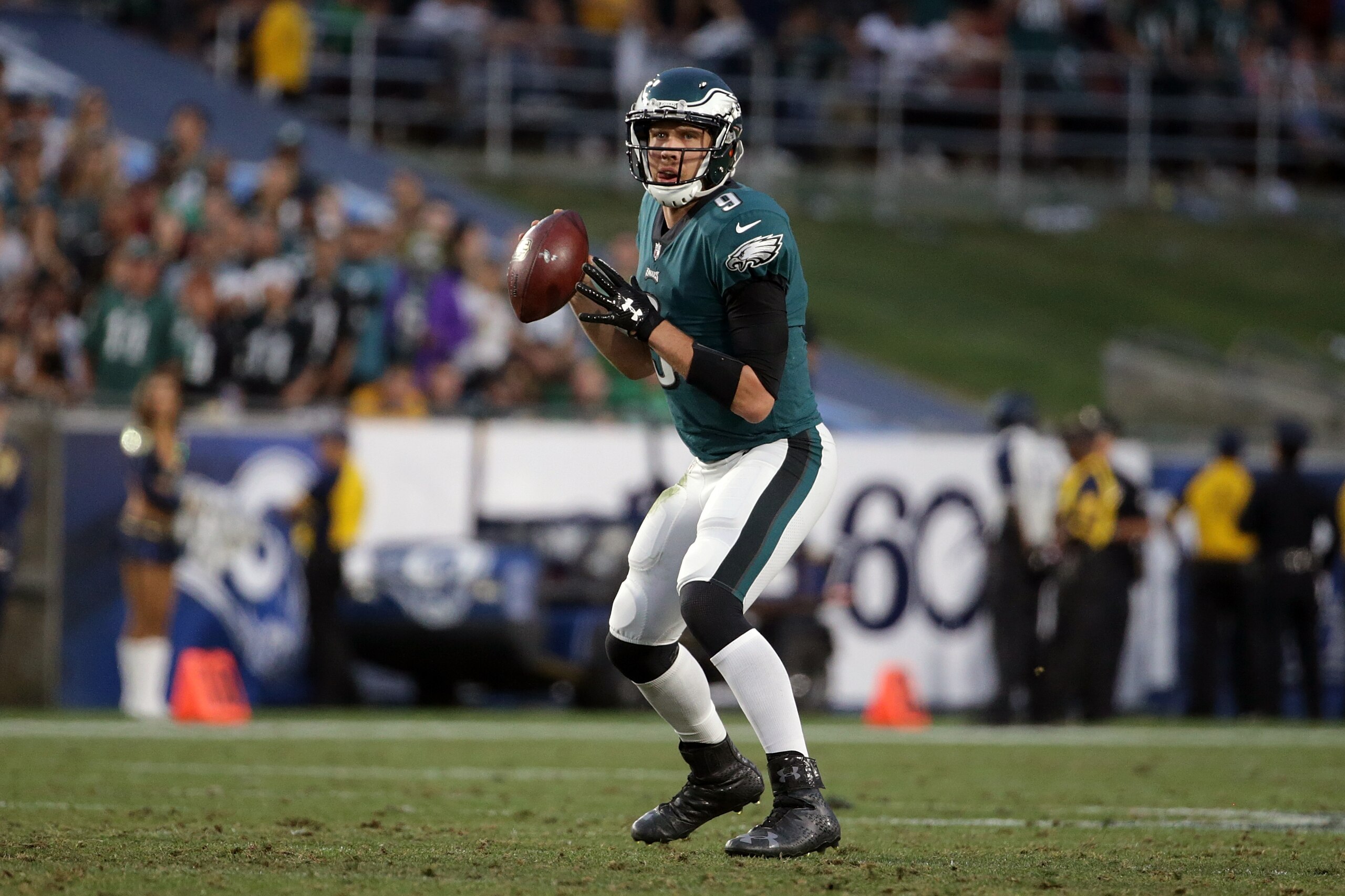 LOS ANGELES, CA - DECEMBER 10:  Nick Foles #9 of the Philadelphia Eagles prepares to throw a pass during the game against the Los Angeles Rams at the Los Angeles Memorial Coliseum on December 10, 2017 in Los Angeles, California.  (Photo by Jeff Gross/Gett