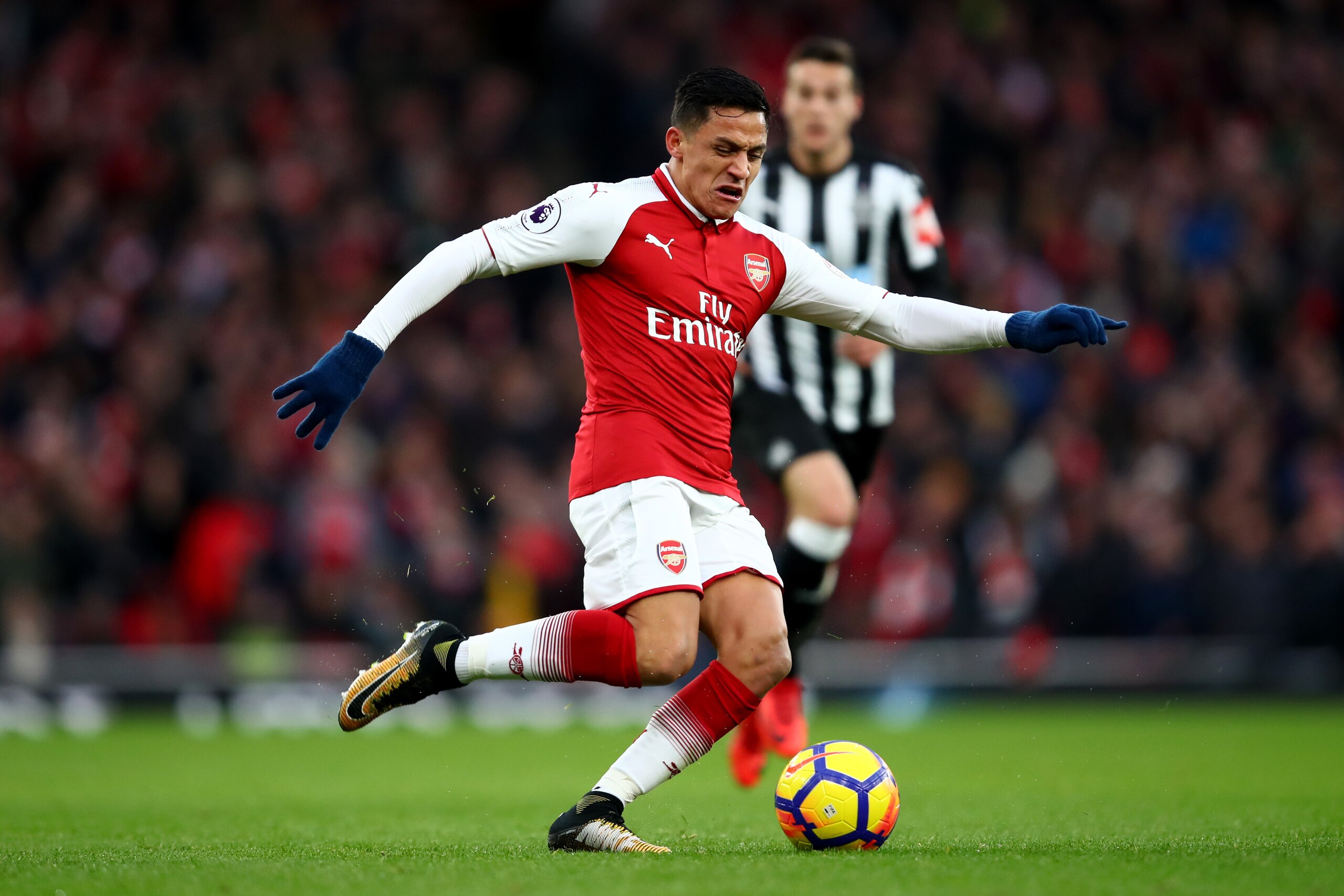 LONDON, ENGLAND - DECEMBER 16: Alexis Sanchez of Arsenal in action during the Premier League match between Arsenal and Newcastle United at Emirates Stadium on December 16, 2017 in London, England. (Photo by Julian Finney/Getty Images) LONDON, ENGLAND - DECEMBER 16: Alexis Sanchez of Arsenal in action during the Premier League match between Arsenal and Newcastle United at Emirates Stadium on December 16, 2017 in London, England. (Photo by Julian Finney/Getty Images)