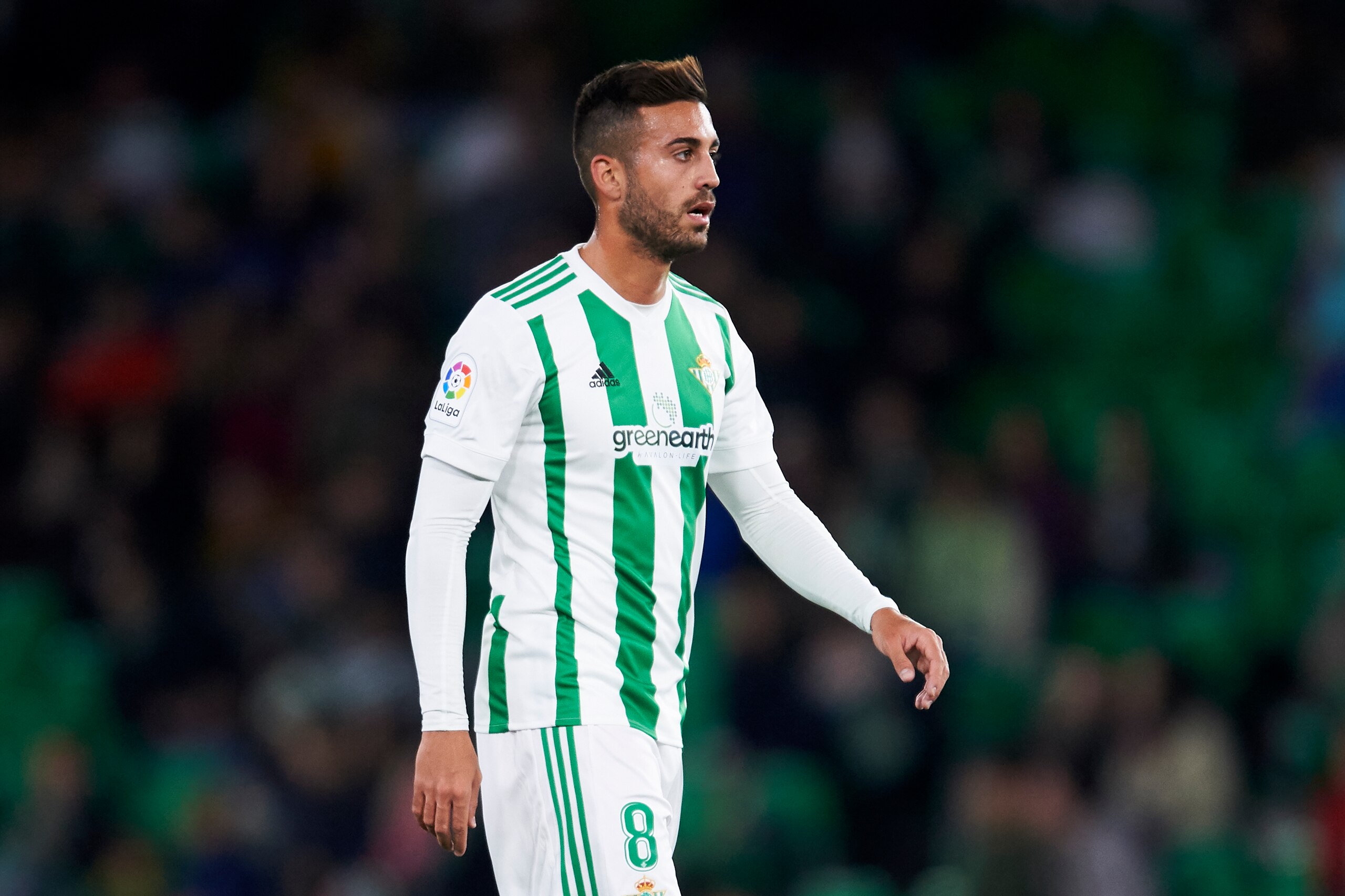 SEVILLE, SPAIN - NOVEMBER 30:  Victor Camarasa of Real Betis reacts during the Copa del Rey, Round of 32, Second Leg match between Real Betis Balompie and Cadiz CF at Estadio Benito Villamarin on November 30, 2017 in Seville, Spain.  (Photo by Aitor Alcal