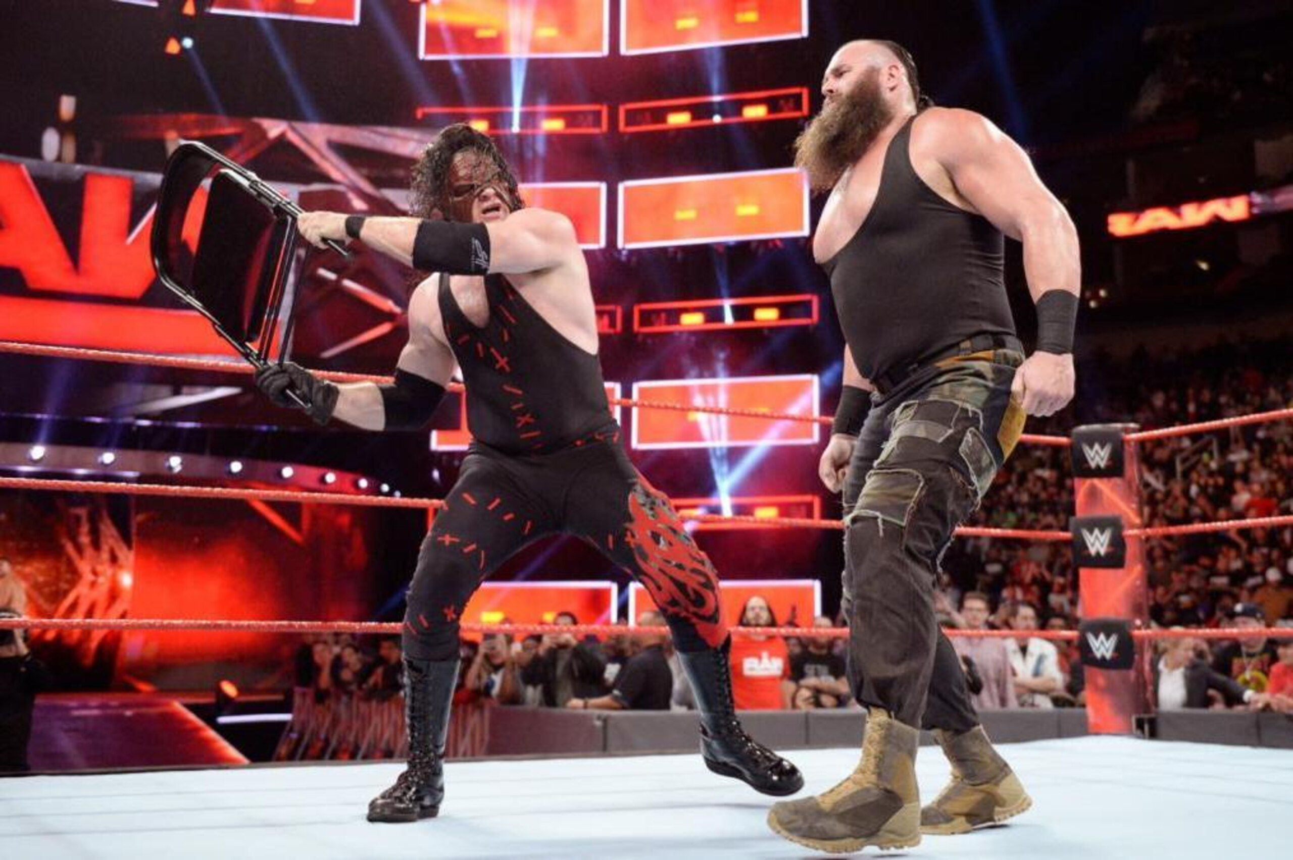 Kane and Strowman battle on Raw