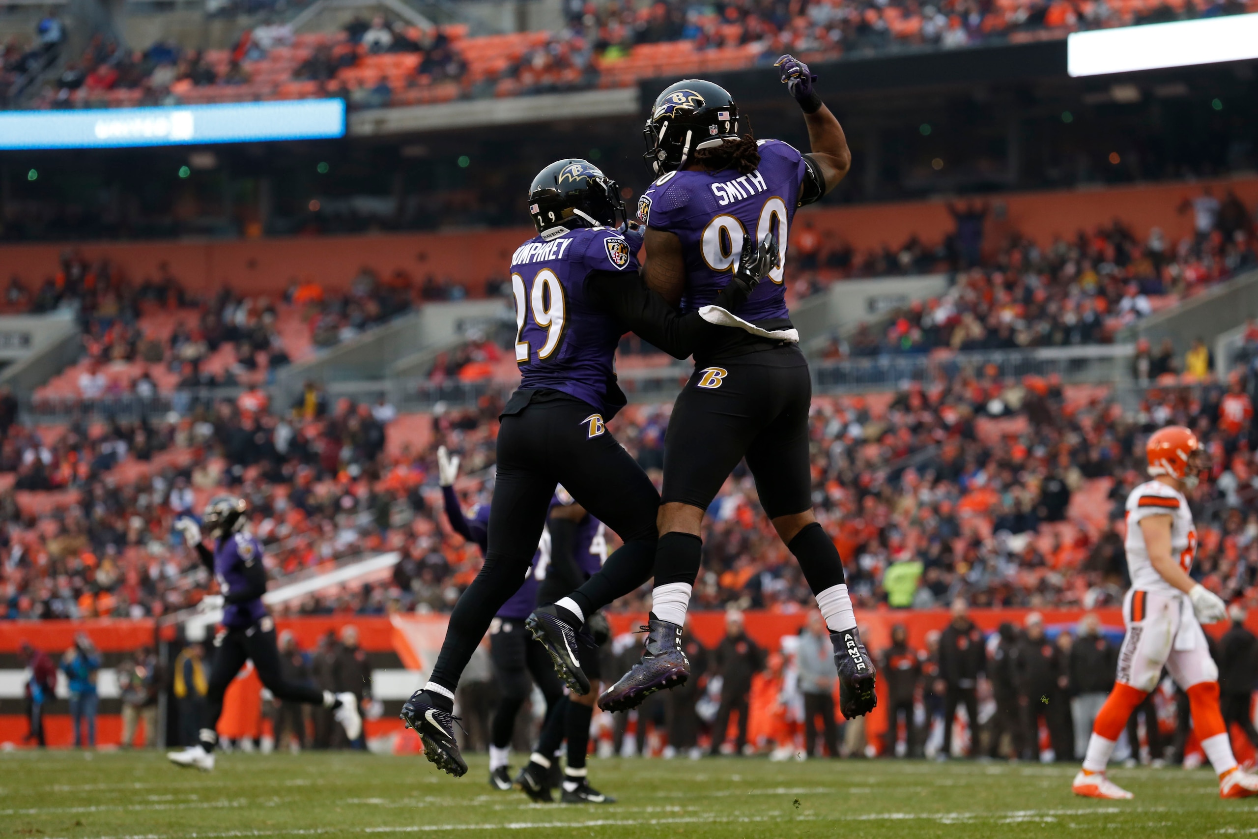 CLEVELAND, OH - DECEMBER 17: Za'Darius Smith #90 of the Baltimore Ravens celebrates causing a fumble with Marlon Humphrey #29 of the Baltimore Ravens in the third quarter against the Cleveland Browns at FirstEnergy Stadium on December 17, 2017 in Clevelan