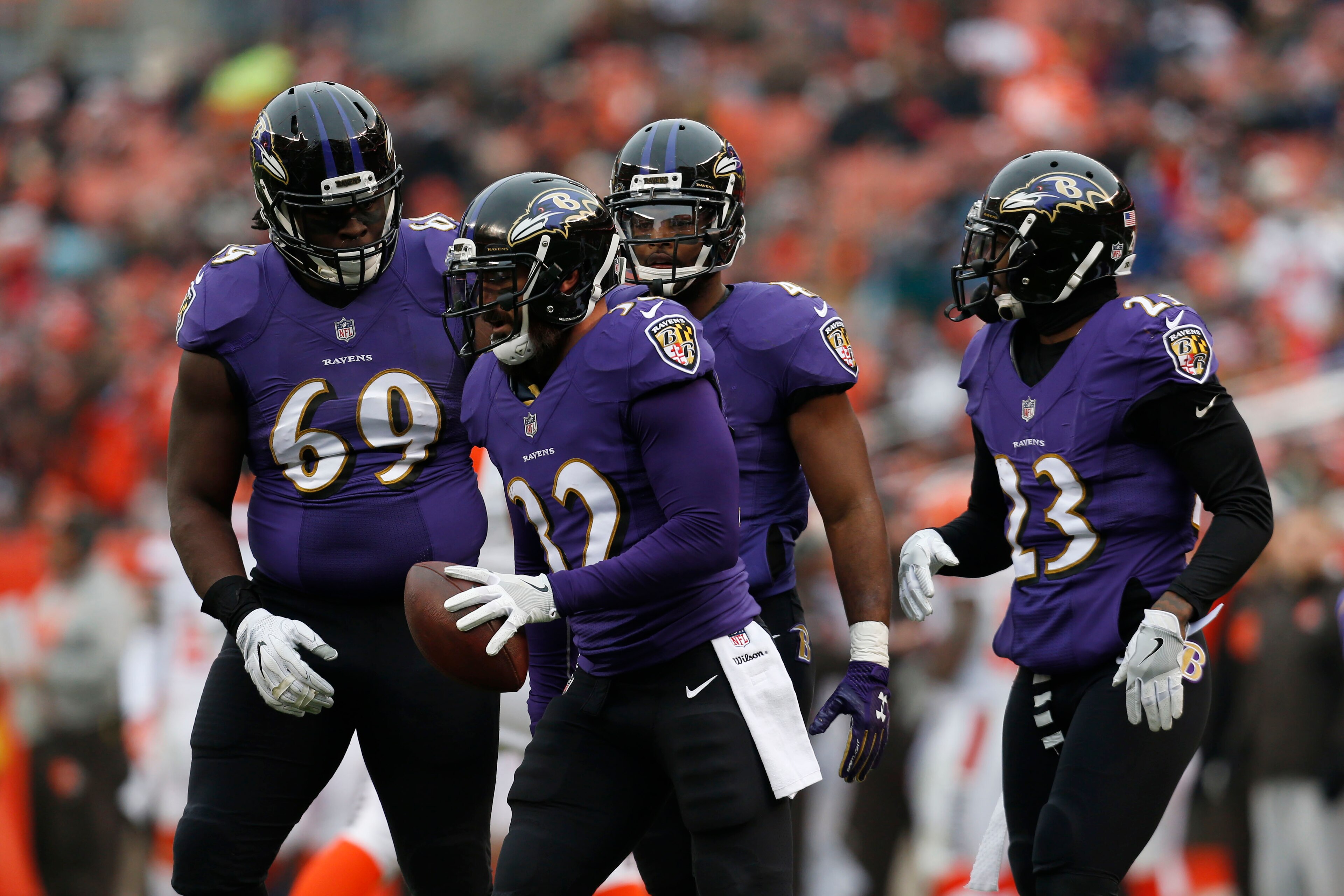 CLEVELAND, OH - DECEMBER 17: Eric Weddle #32 of the Baltimore Ravens celebrates an interception in the first half against the Cleveland Browns at FirstEnergy Stadium on December 17, 2017 in Cleveland, Ohio. (Photo by Kirk Irwin/Getty Images)