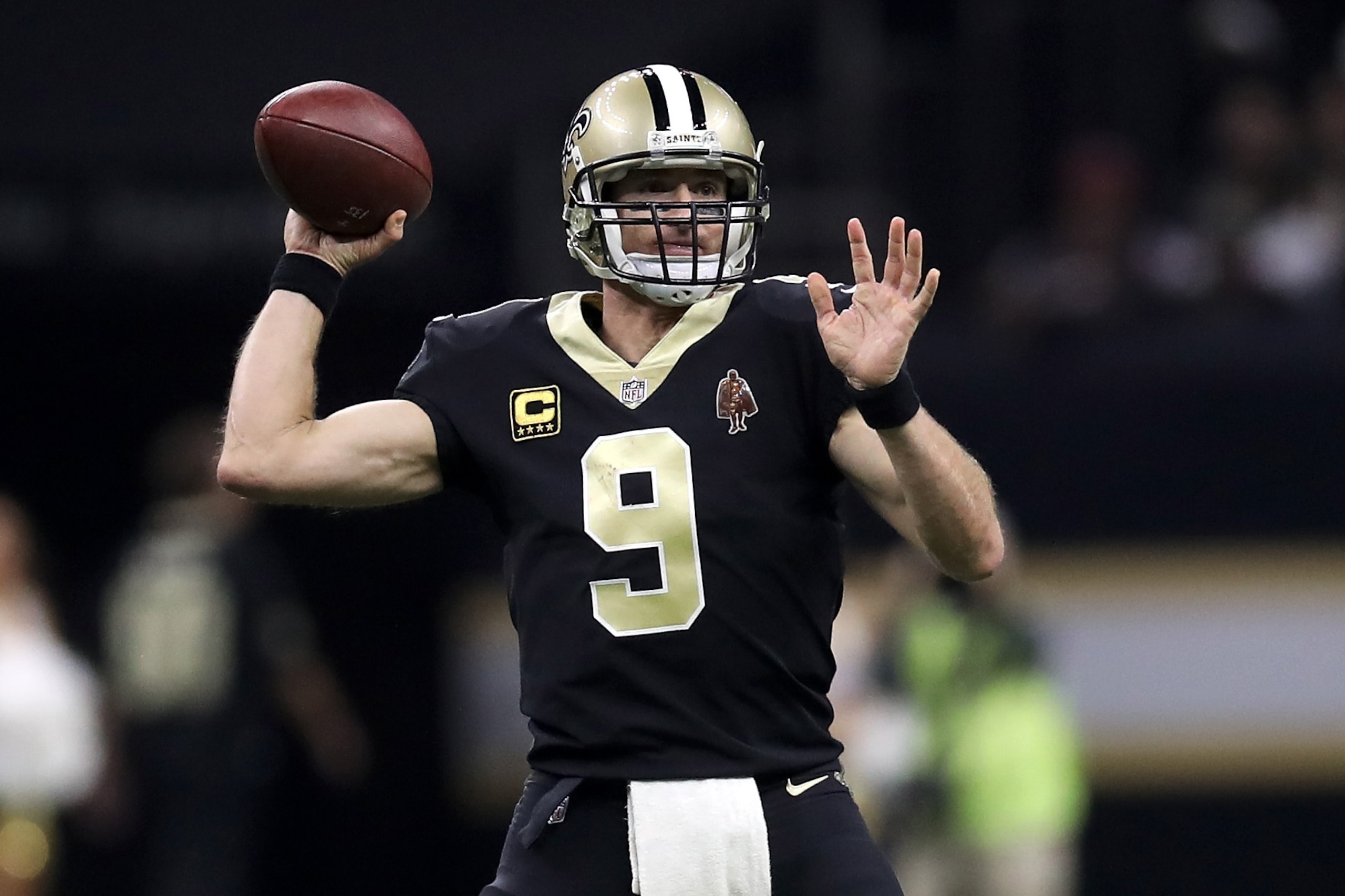 NEW ORLEANS, LA - DECEMBER 24: Drew Brees #9 of the New Orleans Saints in action against the Atlanta Falcons at Mercedes-Benz Superdome on December 24, 2017 in New Orleans, Louisiana. (Photo by Chris Graythen/Getty Images) NEW ORLEANS, LA - DECEMBER 24: Drew Brees #9 of the New Orleans Saints in action against the Atlanta Falcons at Mercedes-Benz Superdome on December 24, 2017 in New Orleans, Louisiana. (Photo by Chris Graythen/Getty Images)