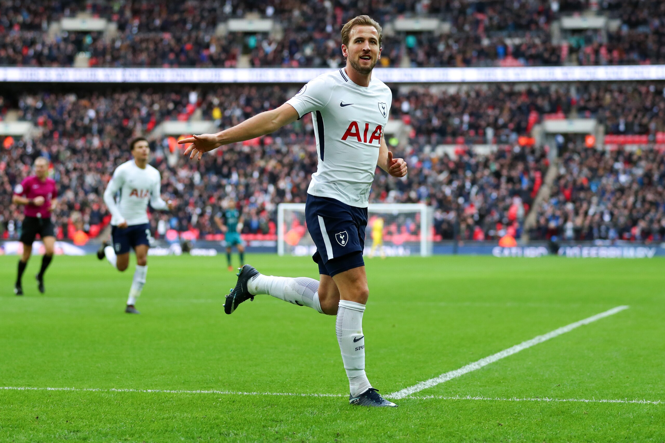 LONDON, ENGLAND - DECEMBER 26: Harry Kane of Tottenham Hotspur celebrates after scoring his hat-trick goal to make it 5-1 during the Premier League match between Tottenham Hotspur and Southampton at Wembley Stadium on December 26, 2017 in London, England.
