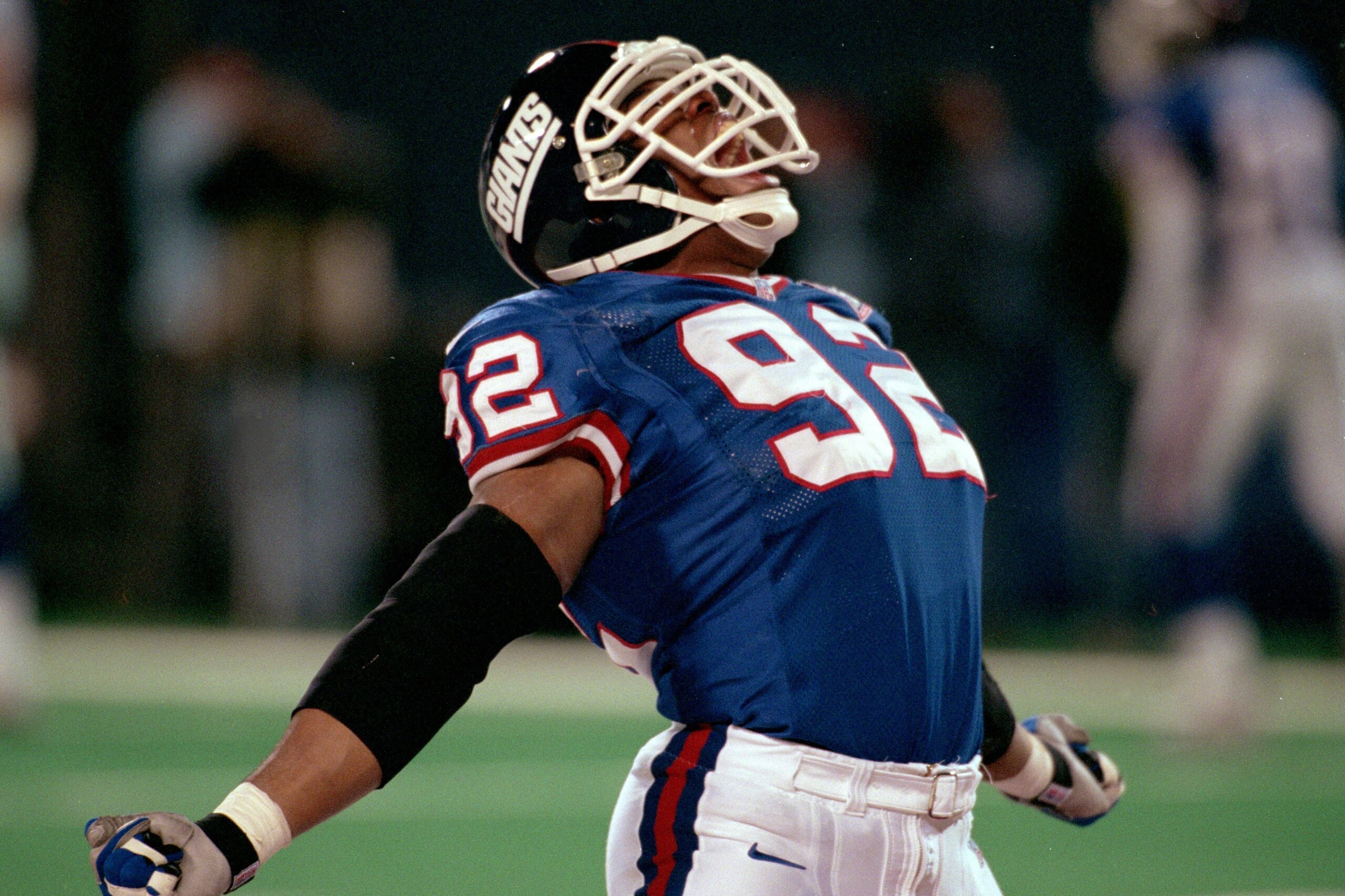 18 Oct 1999: Michael Strahan #92 of the New York Giants celebrates on the field during the game against the Dallas Cowboys at the Giants Stadium in East Rutherford, New Jersey. The Giants defeated the Cowboys 16-13. Mandatory Credit: Ezra O. Shaw /Allsp 18 Oct 1999: Michael Strahan #92 of the New York Giants celebrates on the field during the game against the Dallas Cowboys at the Giants Stadium in East Rutherford, New Jersey. The Giants defeated the Cowboys 16-13. Mandatory Credit: Ezra O. Shaw /Allsp