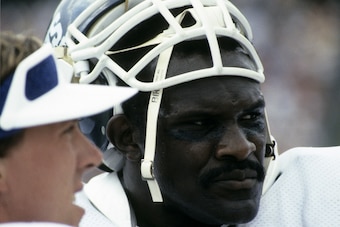 New York Giants linbebacker Harry Carson (53), elected to the NFL Hall of Fame Class of 2006, at the Hall of Fame game on August 3, 1985, a 21-20 victory over the Houston Oilers at Fawcett Stadium in Canton, Ohio. (Photo by Bruce Dierdorff/Getty Images)