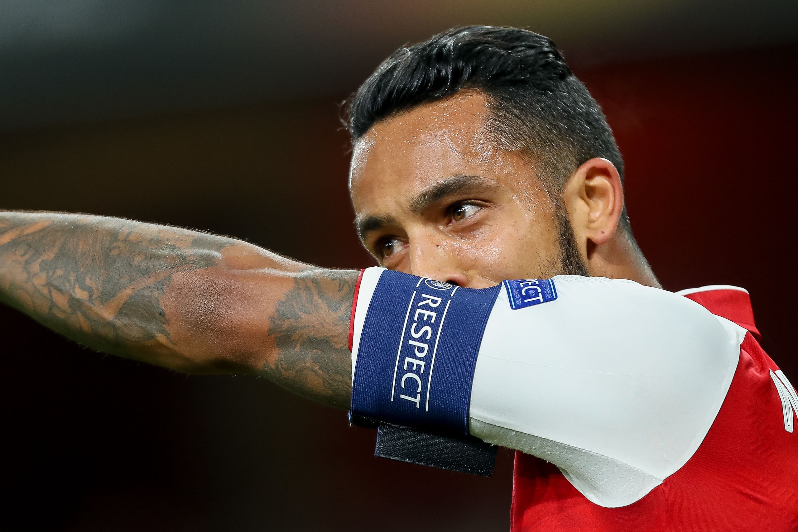 LONDON, ENGLAND - NOVEMBER 02: Theo Walcott of Arsenal looks on during UEFA Europa League Group H match between Arsenal and Red Star Belgrade (Crvena Zvezda) at The Emirates , London 2 Nov 2017 (Photo by TF-Images/TF-Images via Getty Images)