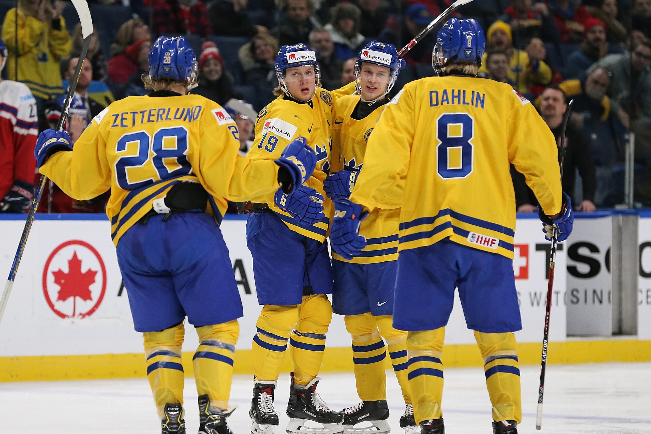 BUFFALO, NY - DECEMBER 28: Alexander Nylander #19 of Sweden celebrates with teammates after scoring a goal in the third period against Czech Republic during the IIHF World Junior Championship at KeyBank Center on December 28, 2017 in Buffalo, New York. Sw