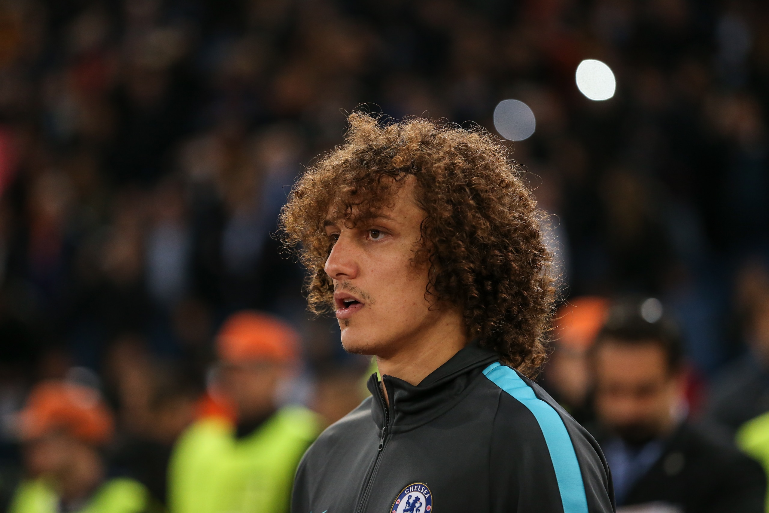 ROME, ITALY - OCTOBER 31: David Luiz of Chelsea during the UEFA Champions League group C match between AS Roma and Chelsea FC at Stadio Olimpico on October 31, 2017 in Rome, Italy. (Photo by Robbie Jay Barratt - AMA/Getty Images)
