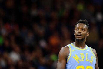 MINNEAPOLIS, MN - JANUARY 01: Julius Randle #30 of the Los Angeles Lakers looks on during the game against the Minnesota Timberwolves on January 1, 2018 at the Target Center in Minneapolis, Minnesota. NOTE TO USER: User expressly acknowledges and agrees t