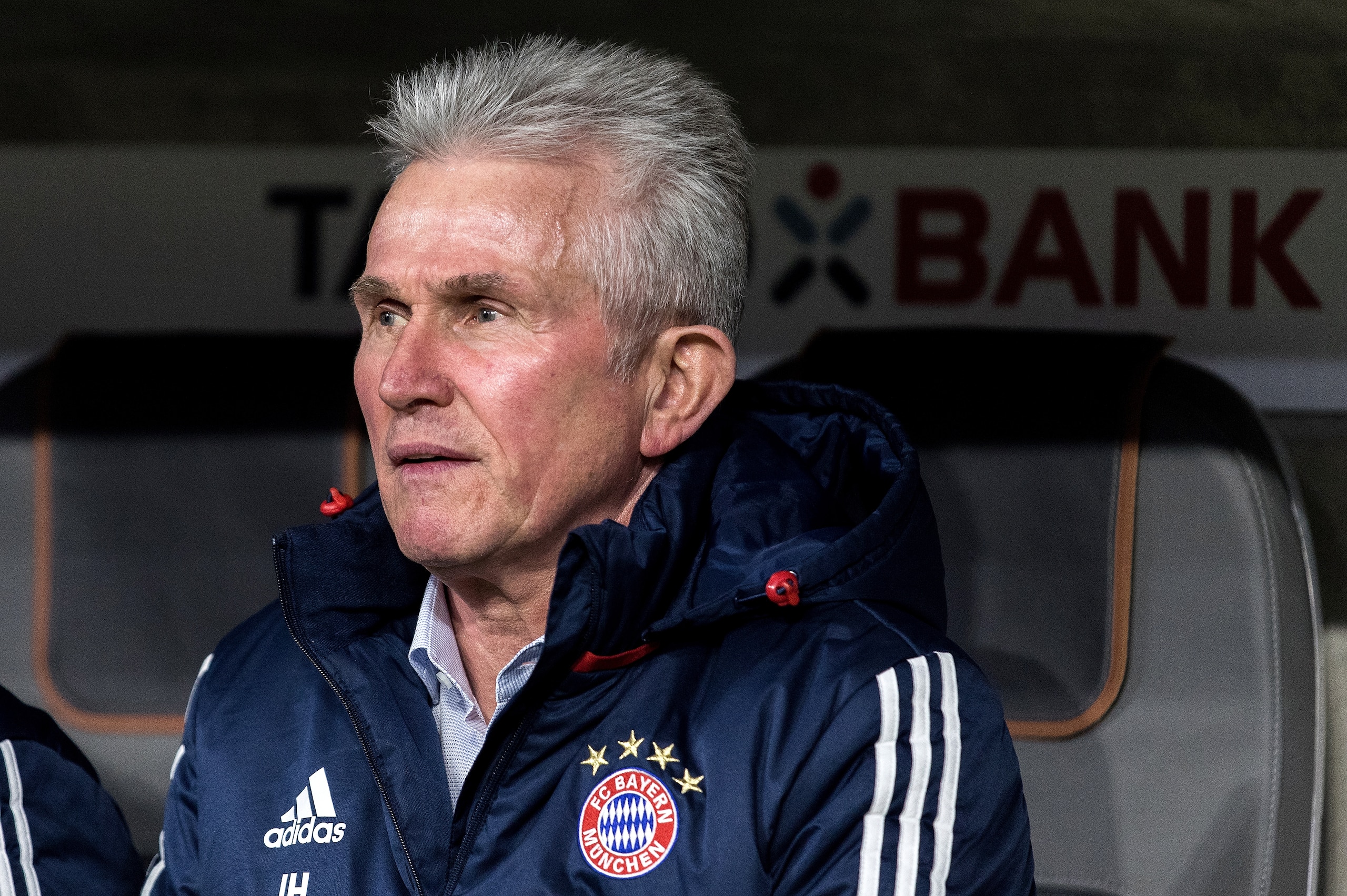 MUNICH, GERMANY - DECEMBER 20: Head coach Jupp Heynckes of FC Bayern Muenchen looks on prior to the DFB Cup match between Bayern Muenchen and Borussia Dortmund at Allianz Arena on December 20, 2017 in Munich, Germany. (Photo by Boris Streubel/Getty Imag MUNICH, GERMANY - DECEMBER 20: Head coach Jupp Heynckes of FC Bayern Muenchen looks on prior to the DFB Cup match between Bayern Muenchen and Borussia Dortmund at Allianz Arena on December 20, 2017 in Munich, Germany. (Photo by Boris Streubel/Getty Imag