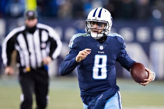 NASHVILLE, TN - DECEMBER 31:  Marcus Mariota #8 of the Tennessee Titans runs the ball during a game against the Jacksonville Jaguars at Nissan Stadium on December 31, 2017 in Nashville, Tennessee.  The Titans defeated the Jaguars 15-10.  (Photo by Wesley 
