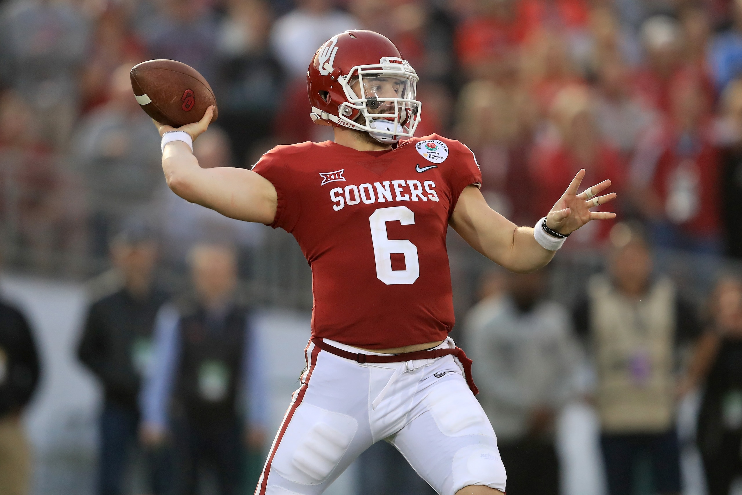 PASADENA, CA - JANUARY 01: Baker Mayfield #6 of the Oklahoma Sooners throws a pass during the 2018 College Football Playoff Semifinal Game against the Georgia Bulldogs at the Rose Bowl Game presented by Northwestern Mutual at the Rose Bowl on January 1, 2