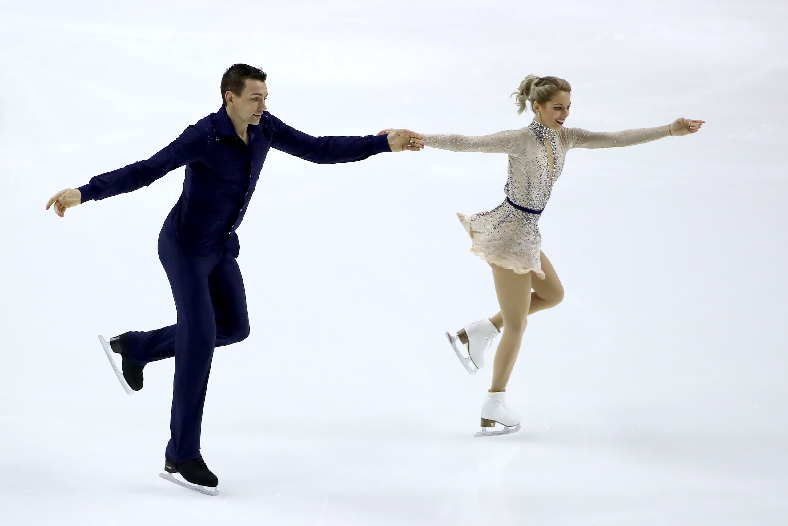 SAN JOSE, CA - JANUARY 04:  Alexa Scimeca-Knierim and Christopher Knierim compete in the Championship Pairs Short Program during Day 2 of the 2018 Prudential U.S. Figure Skating Championships at SAP Center at SAP Center on January 4, 2018 in San Jose, Cal