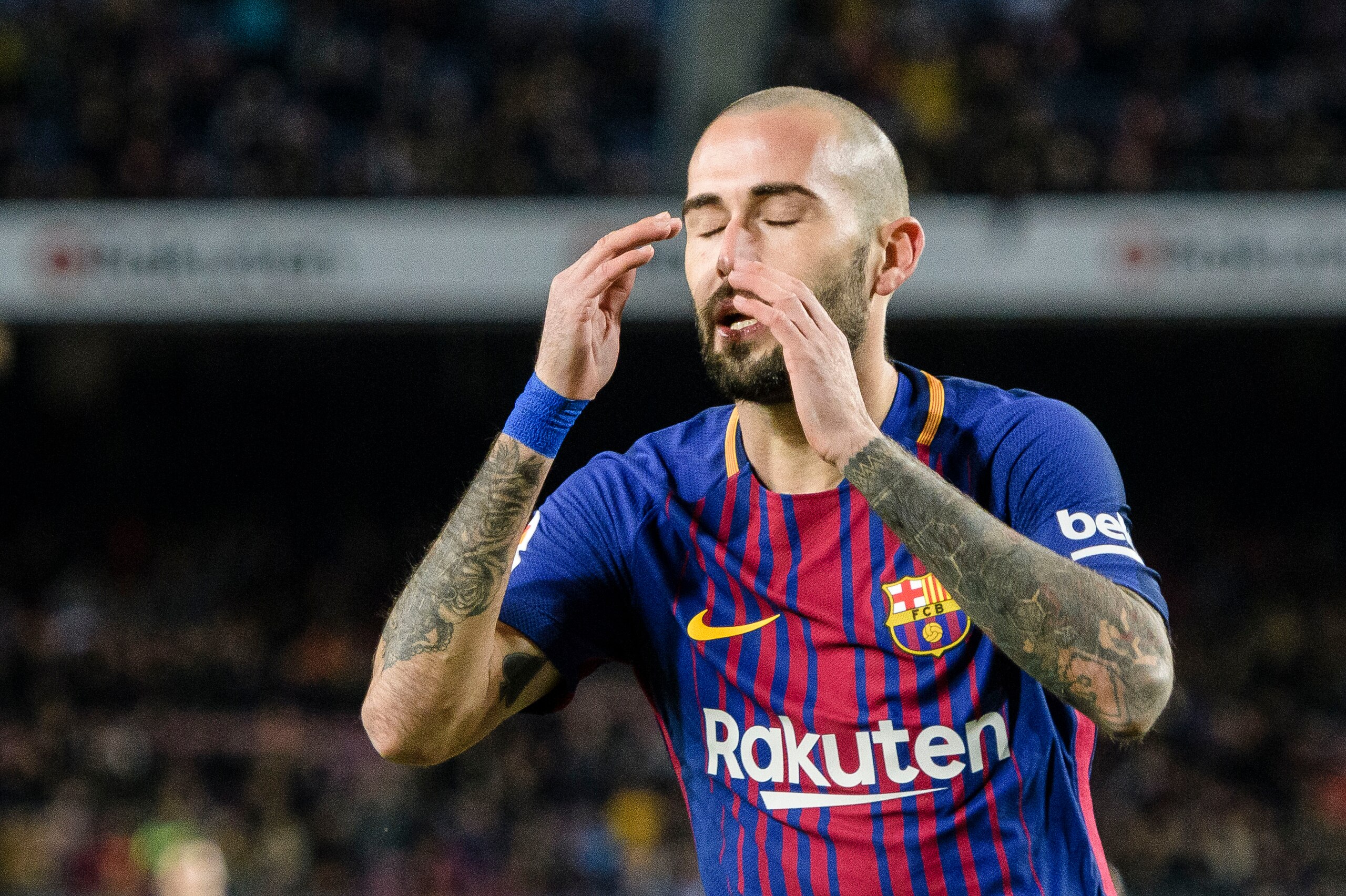 BARCELONA, SPAIN - DECEMBER 17: Aleix Vidal of FC Barcelona gestures during the La Liga 2017-18 match between FC Barcelona and Deportivo La Coruna at Camp Nou Stadium on 17 December 2017 in Barcelona, Spain. (Photo by Power Sport Images/Getty Images)'n'n'