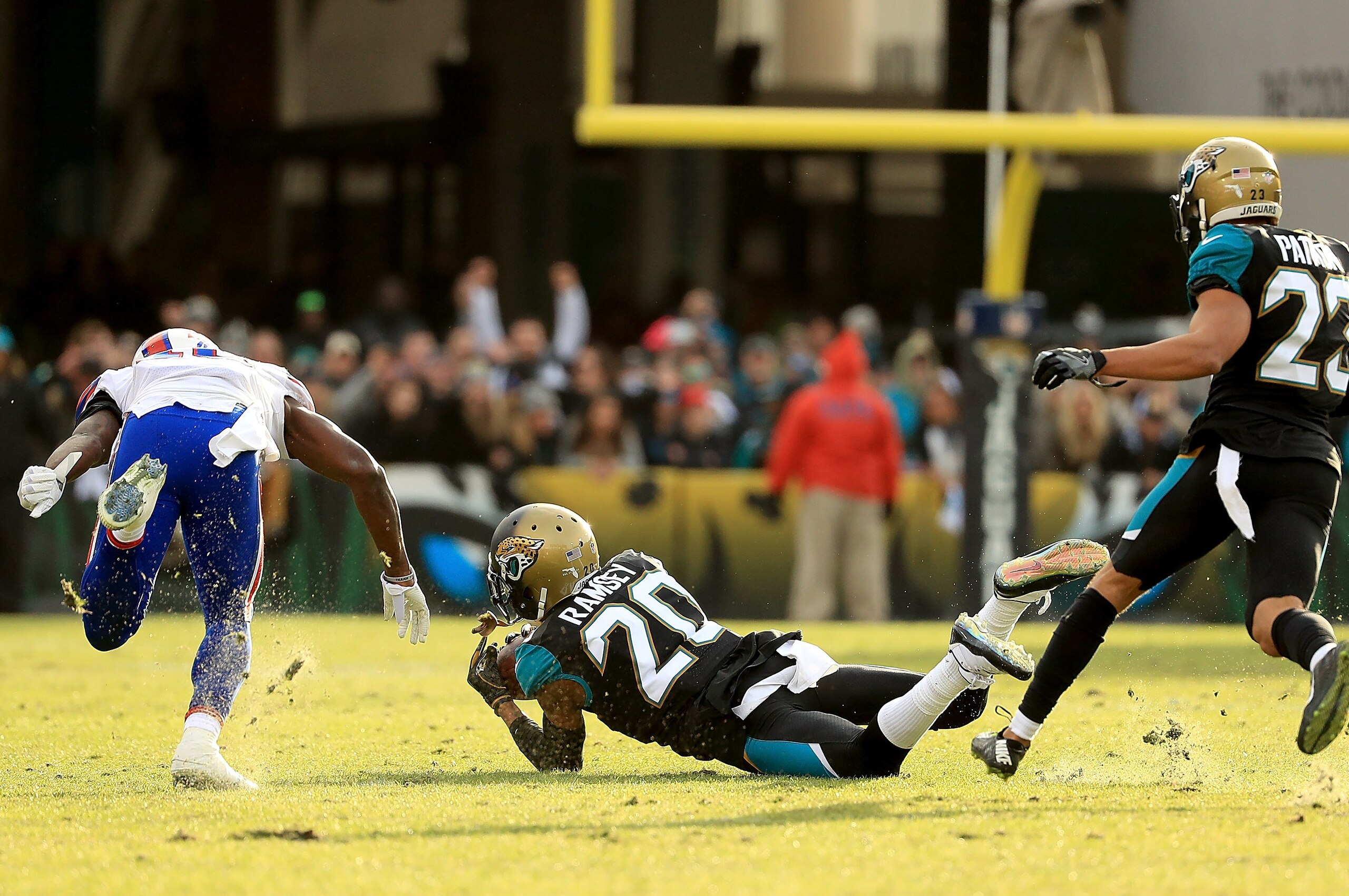 JACKSONVILLE, FL - JANUARY 07: Jalen Ramsey #20 of the Jacksonville Jaguars makes an interception during AFC Wild Card playoff game against the Buffalo Bills at EverBank Field on January 7, 2018 in Jacksonville, Florida. (Photo by Mike Ehrmann/Getty Ima JACKSONVILLE, FL - JANUARY 07: Jalen Ramsey #20 of the Jacksonville Jaguars makes an interception during AFC Wild Card playoff game against the Buffalo Bills at EverBank Field on January 7, 2018 in Jacksonville, Florida. (Photo by Mike Ehrmann/Getty Ima