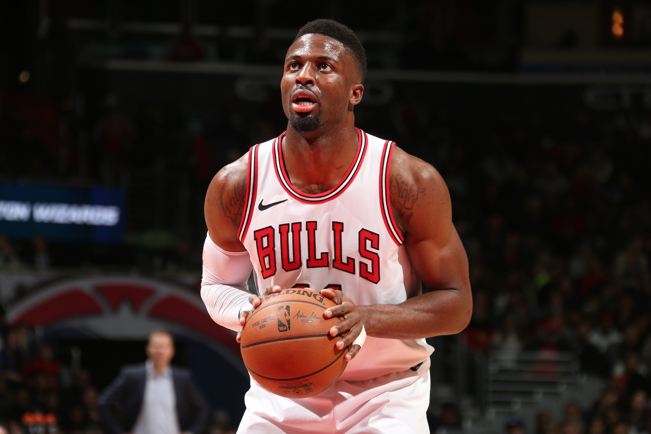 WASHINGTON, DC - DECEMBER 31:   David Nwaba #11 of the Chicago Bulls shoots the ball against the Washington Wizards on December 31, 2017 at Capital One Arena in Washington, DC. NOTE TO USER: User expressly acknowledges and agrees that, by downloading and 