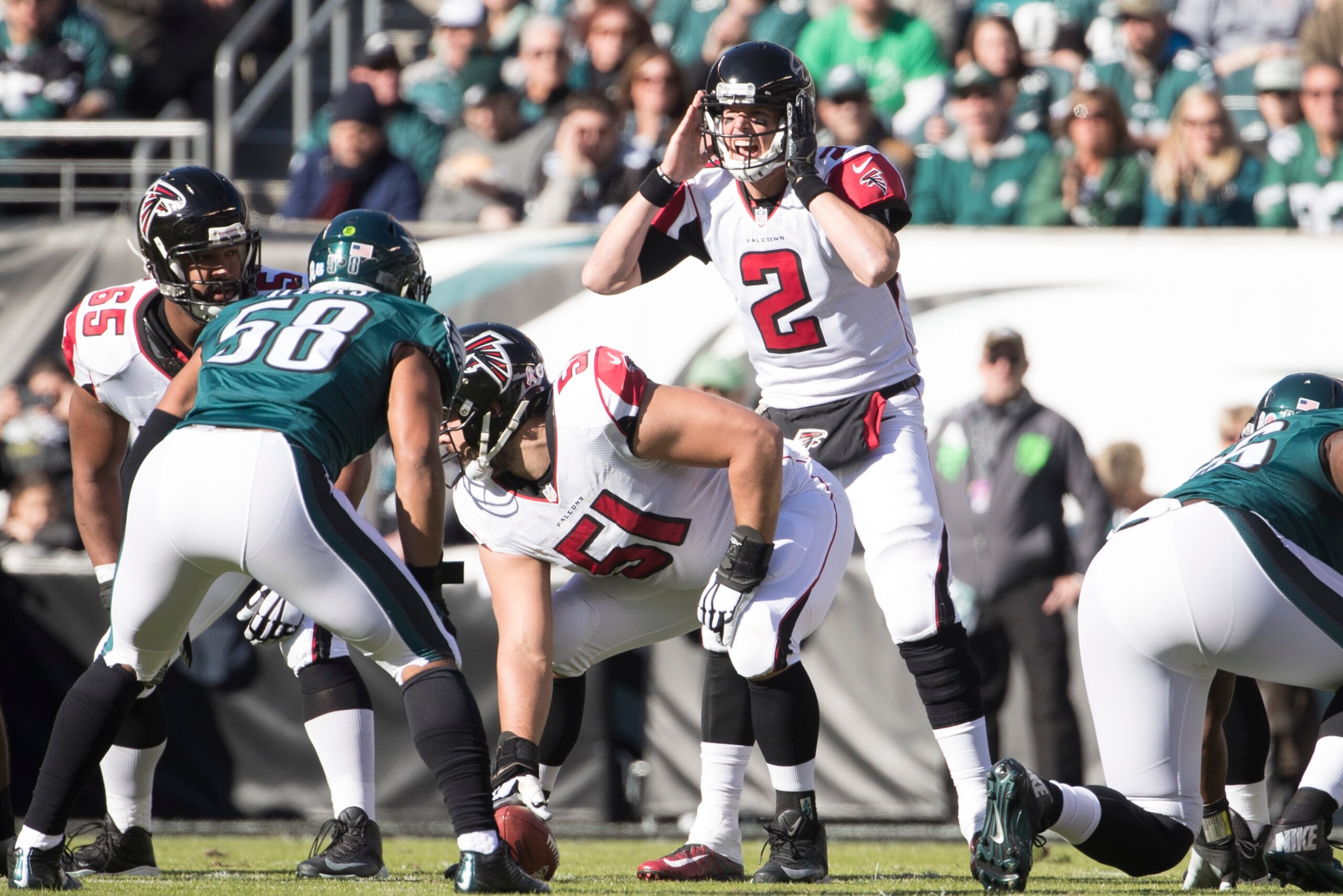 PHILADELPHIA, PA - NOVEMBER 13: Matt Ryan #2 of the Atlanta Falcons plays against the Philadelphia Eagles at Lincoln Financial Field on November 13, 2016 in Philadelphia, Pennsylvania. The Eagles defeated the Falcons 24-15. (Photo by Mitchell Leff/Getty I