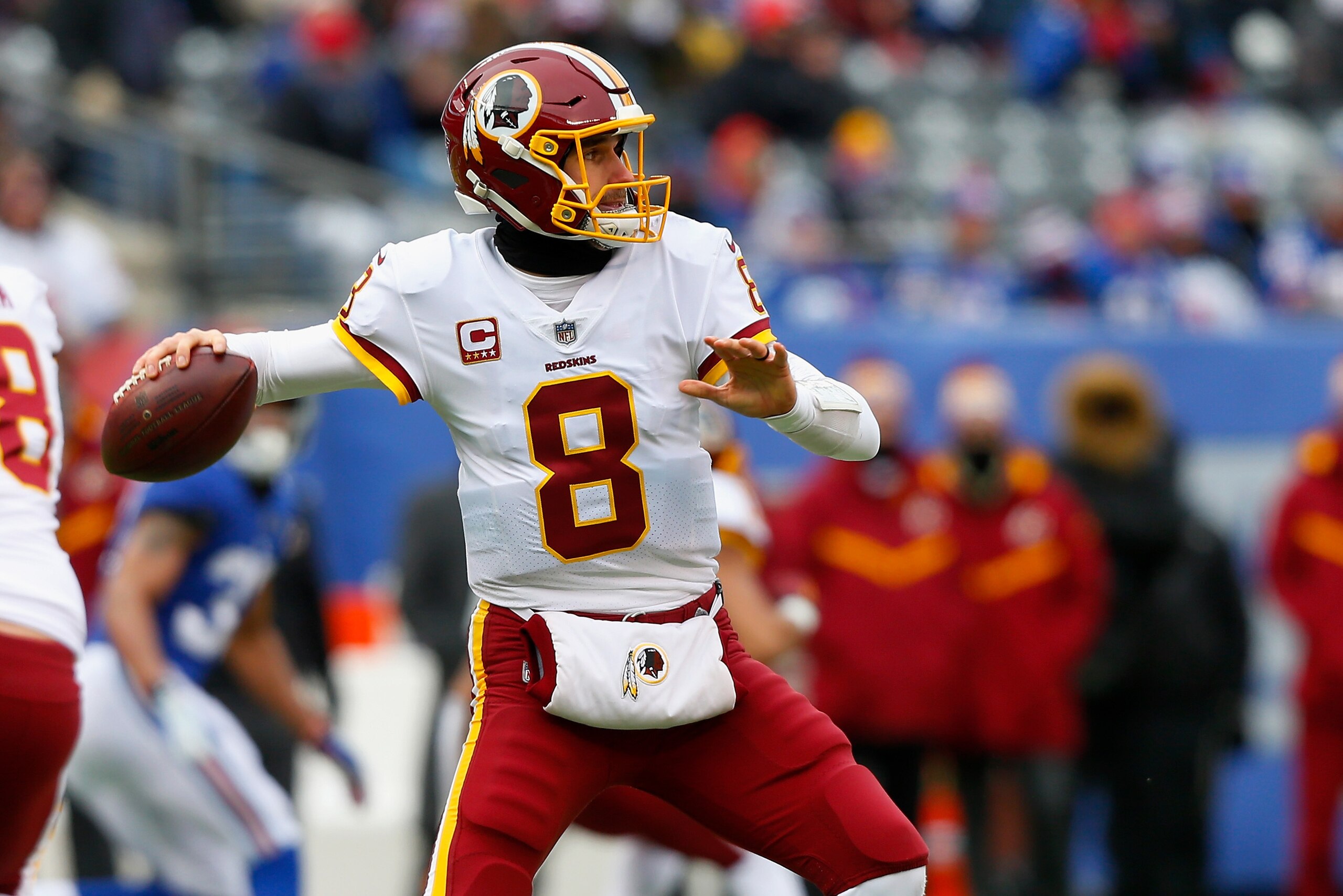 EAST RUTHERFORD, NJ - DECEMBER 31:  (NEW YORK DAILIES OUT)   Kirk Cousins #8 of the Washington Redskins in action against the New York Giants on December 31, 2017 at MetLife Stadium in East Rutherford, New Jersey. The Giants defeated the Redskins 18-10.
