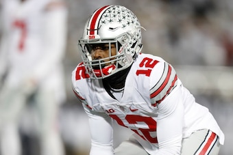 STATE COLLEGE, PA - OCTOBER 22:  Denzel Ward #12 of the Ohio State Buckeyes in action against the Penn State Nittany Lions at Beaver Stadium in State College, Pennsylvania on October 22, 2016.  (Photo by Justin K. Aller/Getty Images)
