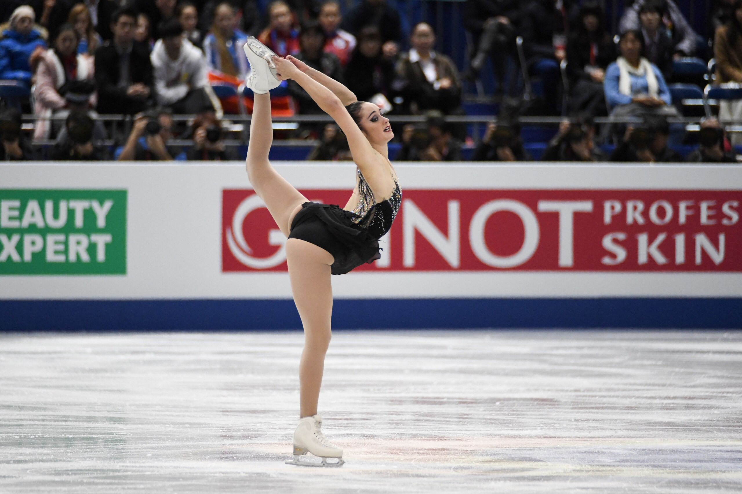 Canada's Kaetlyn Osmond competes during the women's free skating programme at the Grand Prix of Figure Skating final in Nagoya on December 9, 2017.  / AFP PHOTO / Toshifumi KITAMURA        (Photo credit should read TOSHIFUMI KITAMURA/AFP/Getty Images)