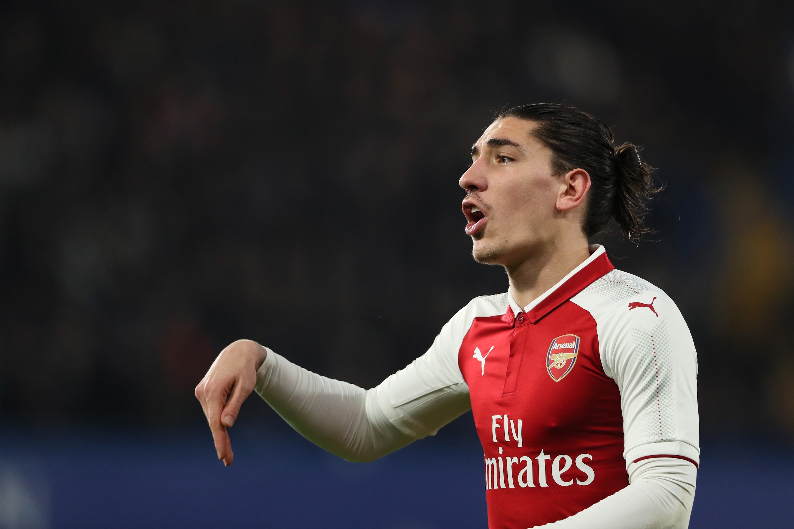 LONDON, ENGLAND - JANUARY 10: Hector Bellerin of Arsenal reacts during the Carabao Cup Semi-Final first leg match between Chelsea and Arsenal at Stamford Bridge on January 10, 2018 in London, England. (Photo by Matthew Ashton - AMA/Getty Images) LONDON, ENGLAND - JANUARY 10: Hector Bellerin of Arsenal reacts during the Carabao Cup Semi-Final first leg match between Chelsea and Arsenal at Stamford Bridge on January 10, 2018 in London, England. (Photo by Matthew Ashton - AMA/Getty Images)
