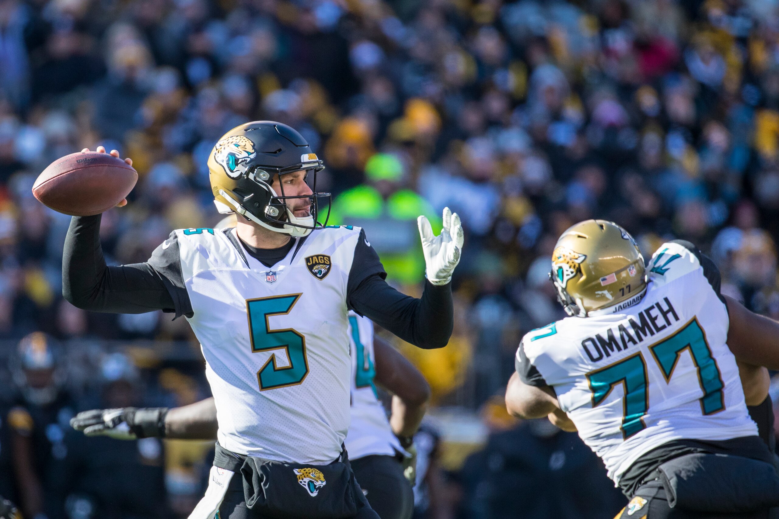 PITTSBURGH, PA - JANUARY 14:  Blake Bortles #5 of the Jacksonville Jaguars passes the ball during the first half against the Pittsburgh Steelers in the AFC Divisional Playoff game at Heinz Field on January 14, 2018 in Pittsburgh, Pennsylvania. Jaguars def