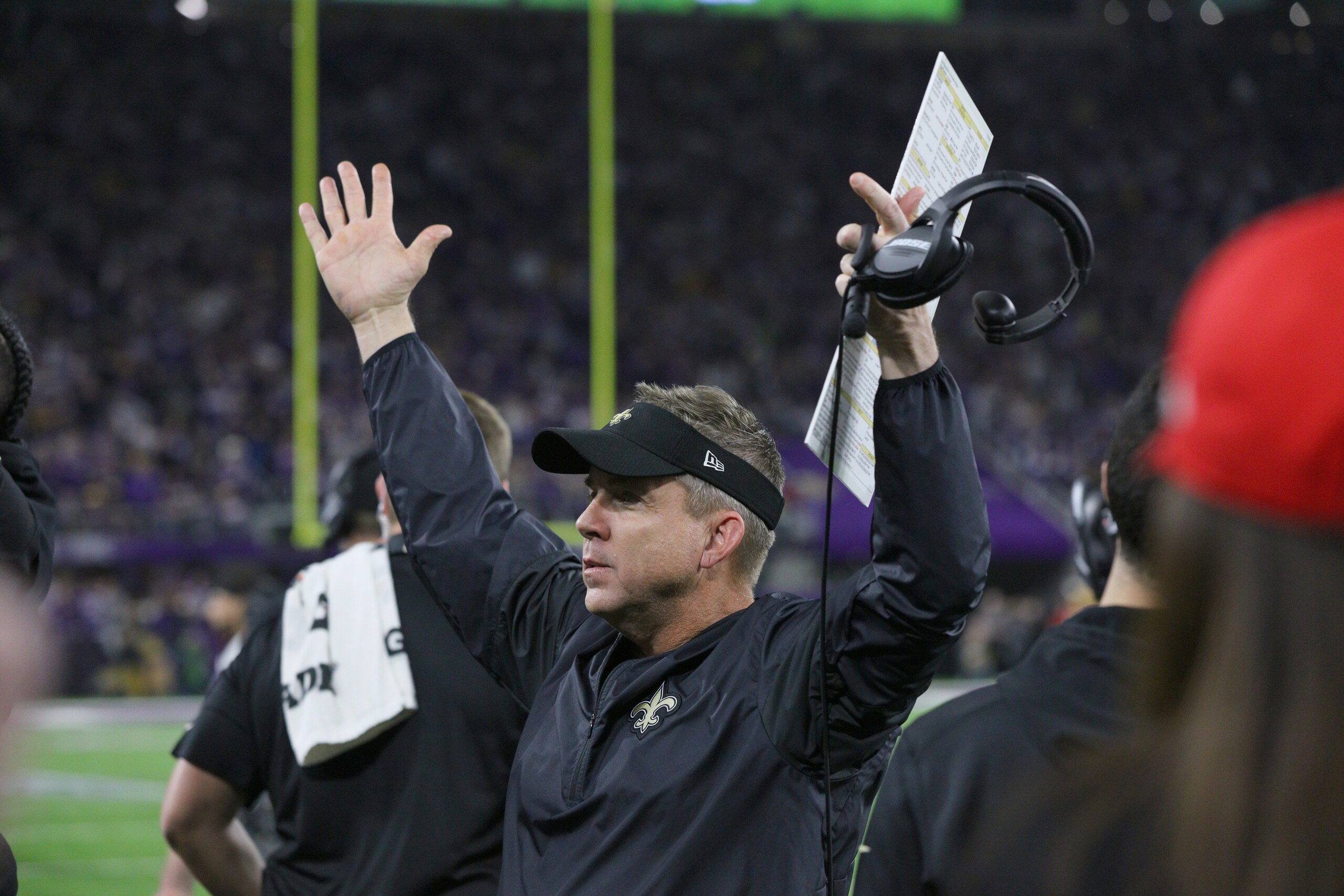 MINNEAPOLIS, MN - JANUARY 14: New Orleans Saints head coach Sean Payton taunts Vikings fans by doing the SKOL chant on the sidelines before the Minnesota Vikings scored a last second touchdown to win the NFC Divisional Playoff game on January 14, 2018 at 