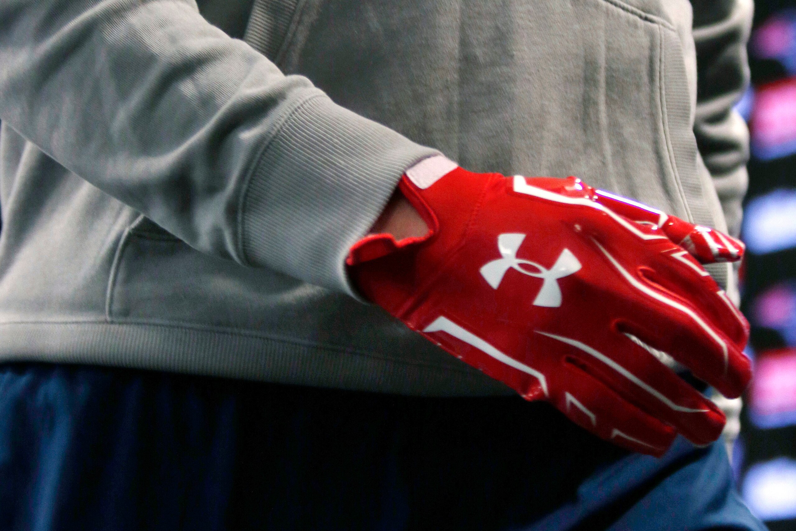 The condition of Brady's hand could be an issue against Jacksonville.