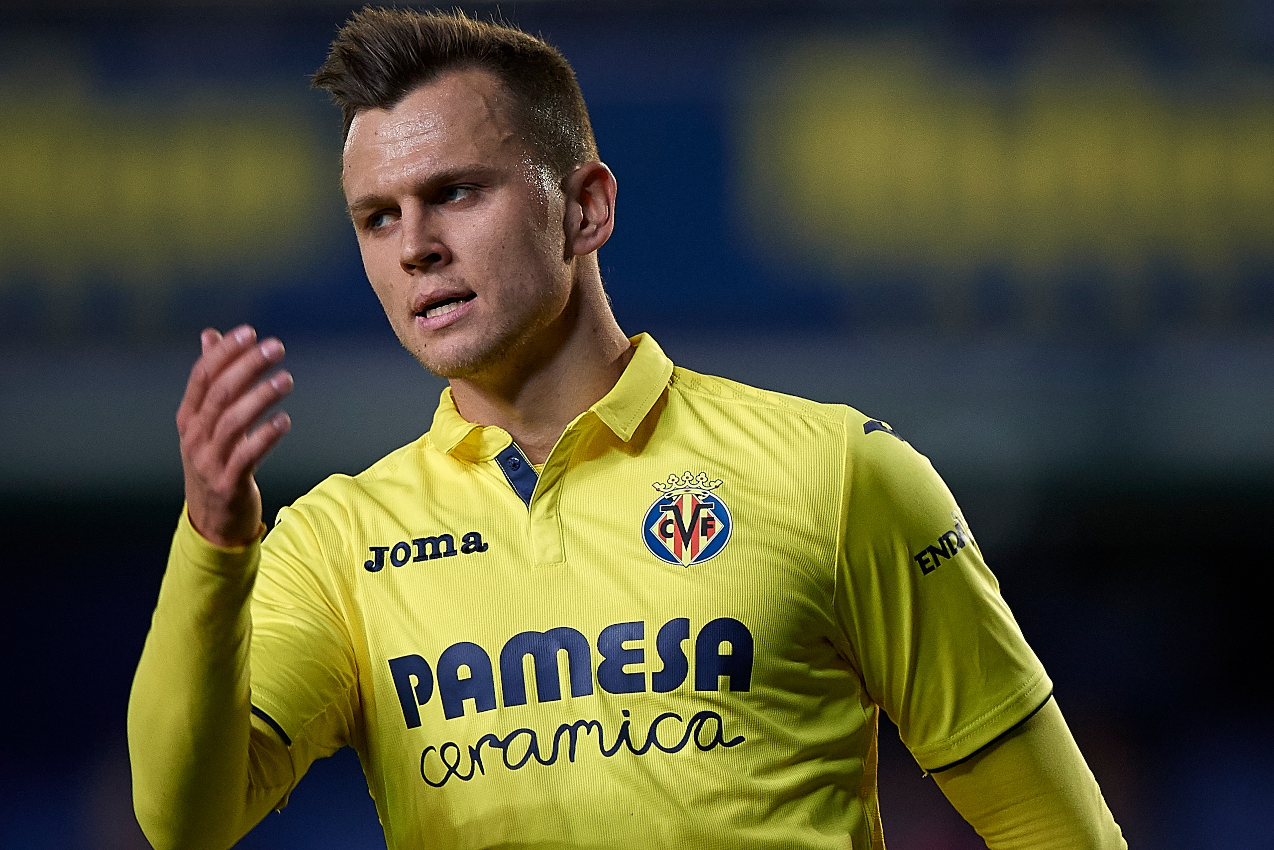 VILLARREAL, SPAIN - JANUARY 20:  Denis Cheryshev of Villarreal reacts during the La Liga match between Villarreal and Levante at Estadio de la Ceramica on January 20, 2018 in Villarreal, Spain.  (Photo by fotopress/Getty Images)
