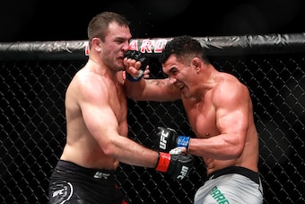 BOSTON, MA - JANUARY 20:  Francimar Barroso throws a punch against Gian Villante in their Light Heavyweight fight during UFC 220 at TD Garden on January 20, 2018 in Boston, Massachusetts.  (Photo by Mike Lawrie/Getty Images)