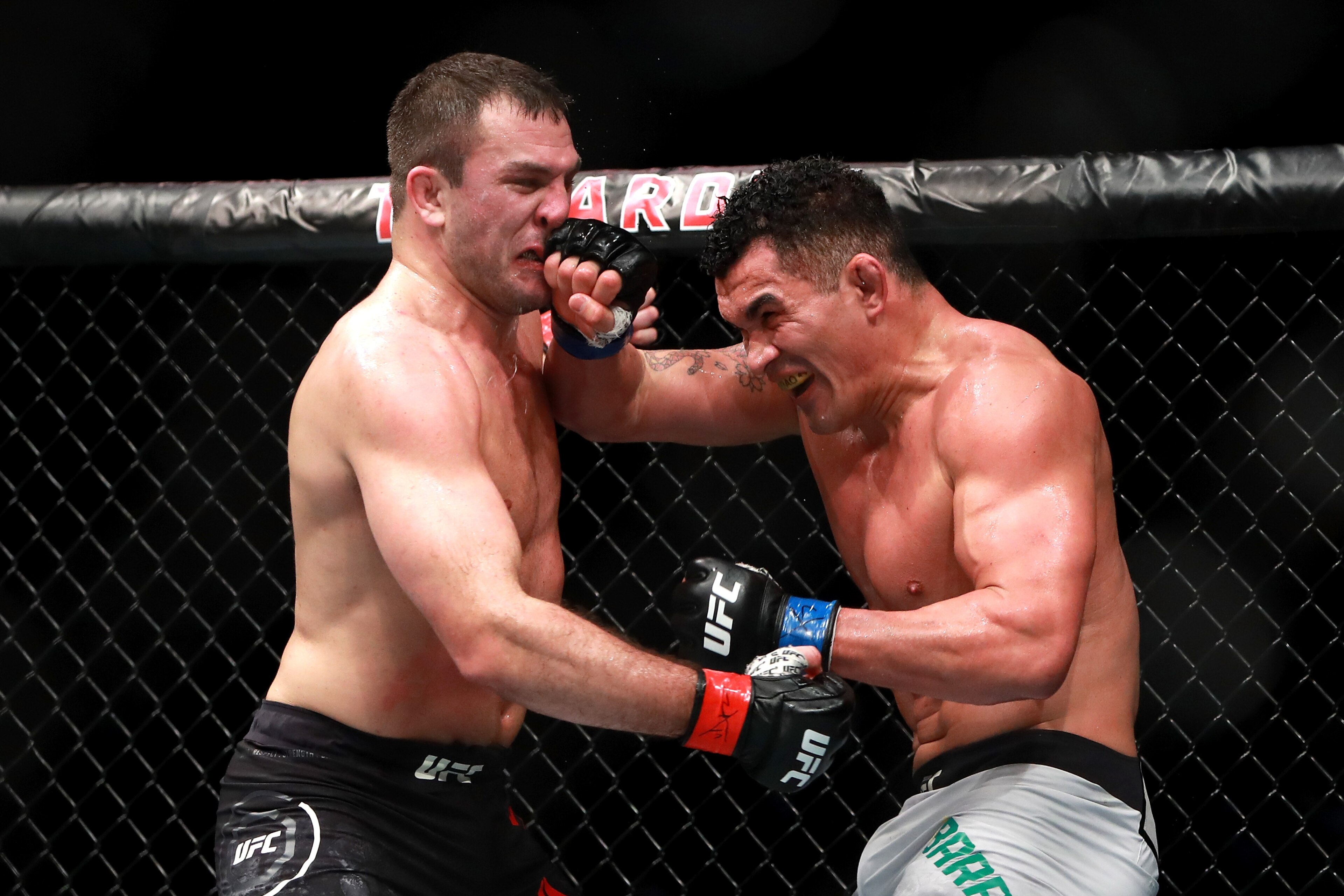 BOSTON, MA - JANUARY 20:  Francimar Barroso throws a punch against Gian Villante in their Light Heavyweight fight during UFC 220 at TD Garden on January 20, 2018 in Boston, Massachusetts.  (Photo by Mike Lawrie/Getty Images)