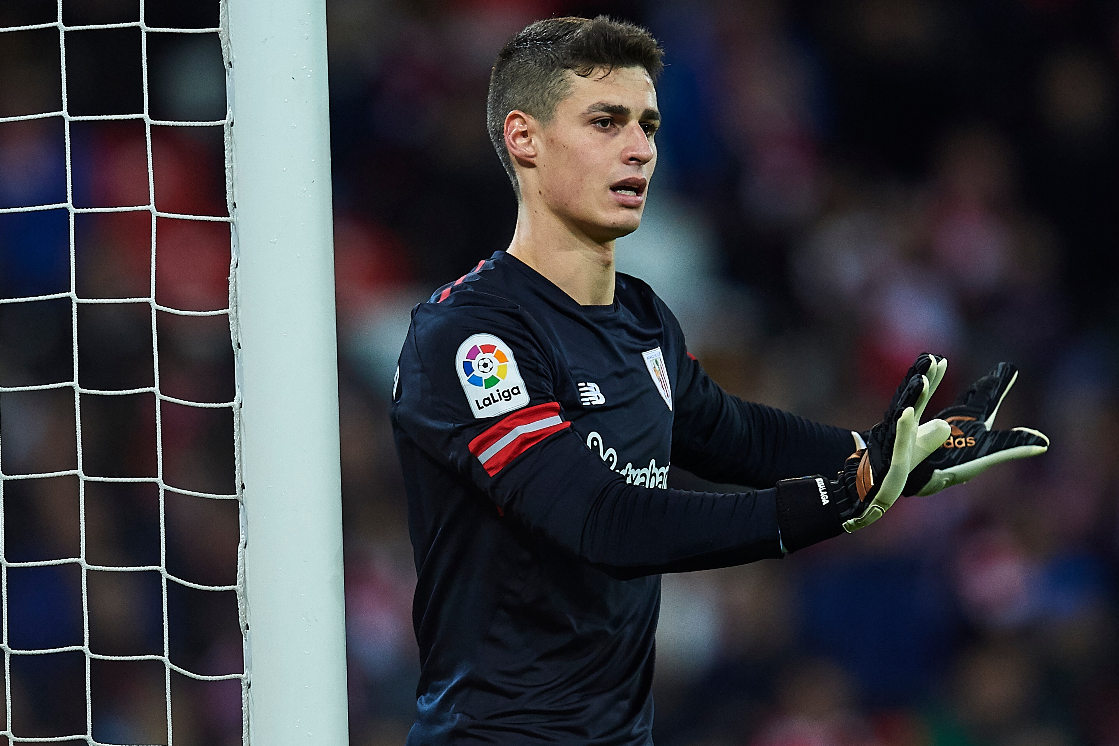 BILBAO, SPAIN - DECEMBER 02: Kepa Arrizabalaga of Athletic Club reacts during the La Liga match between Athletic Club and Real Madrid at Estadio de San Mames on December 2, 2017 in Bilbao, Spain. (Photo by Juan Manuel Serrano Arce/Getty Images) BILBAO, SPAIN - DECEMBER 02: Kepa Arrizabalaga of Athletic Club reacts during the La Liga match between Athletic Club and Real Madrid at Estadio de San Mames on December 2, 2017 in Bilbao, Spain. (Photo by Juan Manuel Serrano Arce/Getty Images)
