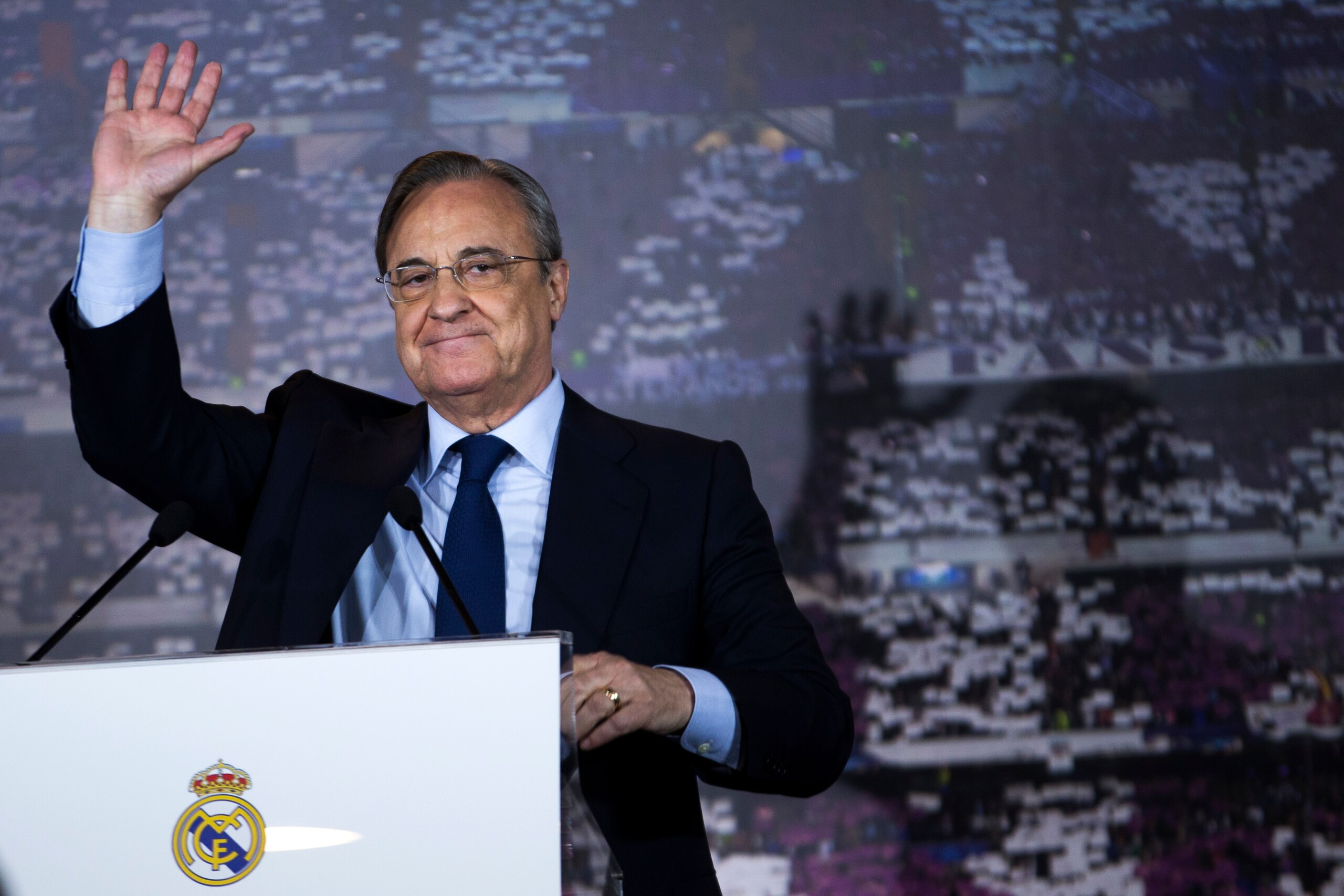 Perez hasn't given up hope of signing Neymar in the summer.