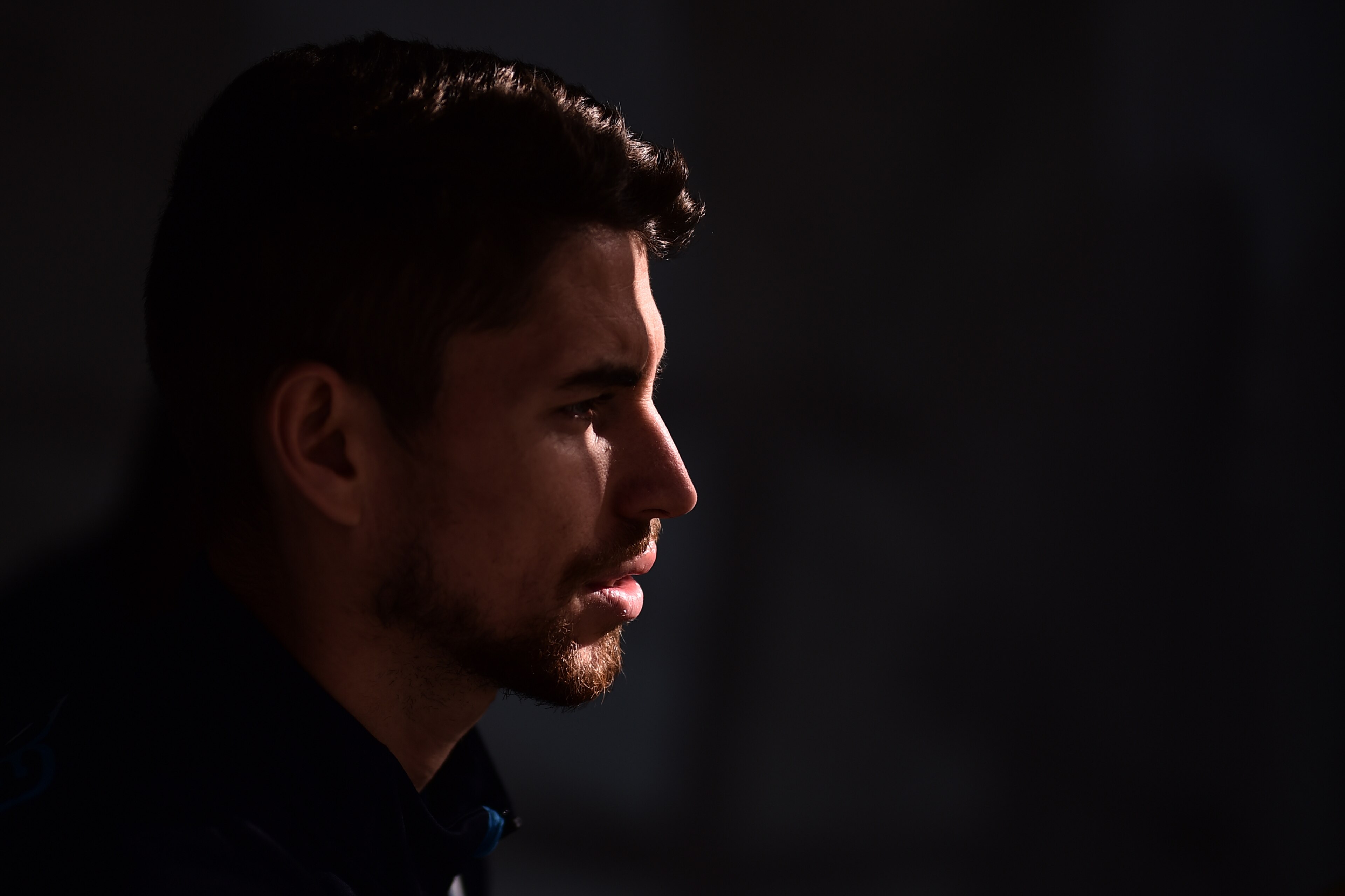 Napoli's midfielder Jorge Luiz Frello Jorginho from Brazil looks on before the Italian Serie A football match Atalanta Vs Napoli on January 21, 2018 at the 'Atleti Azzurri d'Italia Stadium' in Bergamo. / AFP PHOTO / MARCO BERTORELLO (Photo credit Napoli's midfielder Jorge Luiz Frello Jorginho from Brazil looks on before the Italian Serie A football match Atalanta Vs Napoli on January 21, 2018 at the 'Atleti Azzurri d'Italia Stadium' in Bergamo. / AFP PHOTO / MARCO BERTORELLO (Photo credit