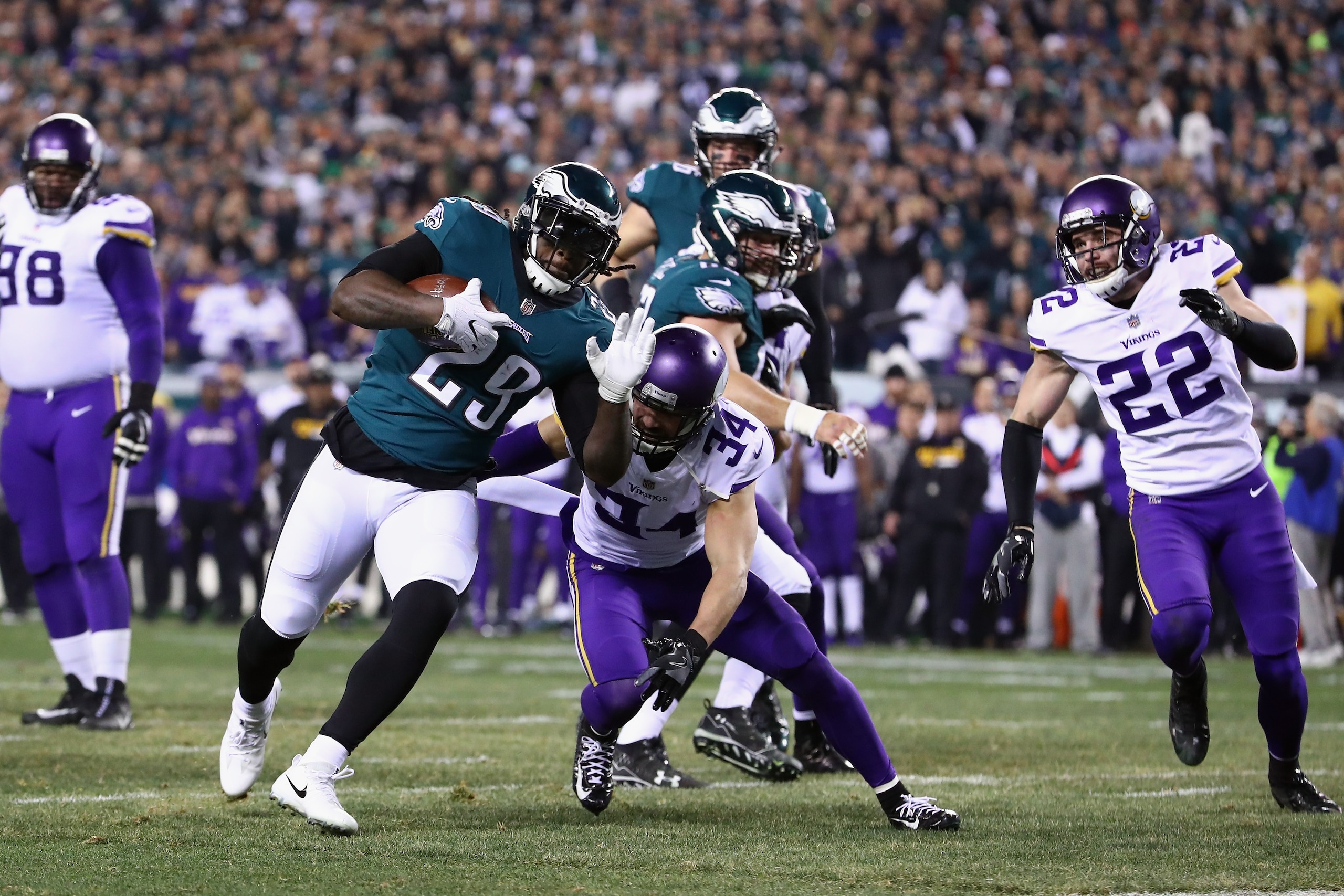 PHILADELPHIA, PA - JANUARY 21: LeGarrette Blount #29 of the Philadelphia Eagles scores a second quarter rushing touchdown past Andrew Sendejo #34 of the Minnesota Vikings in the NFC Championship game at Lincoln Financial Field on January 21, 2018 in Phila