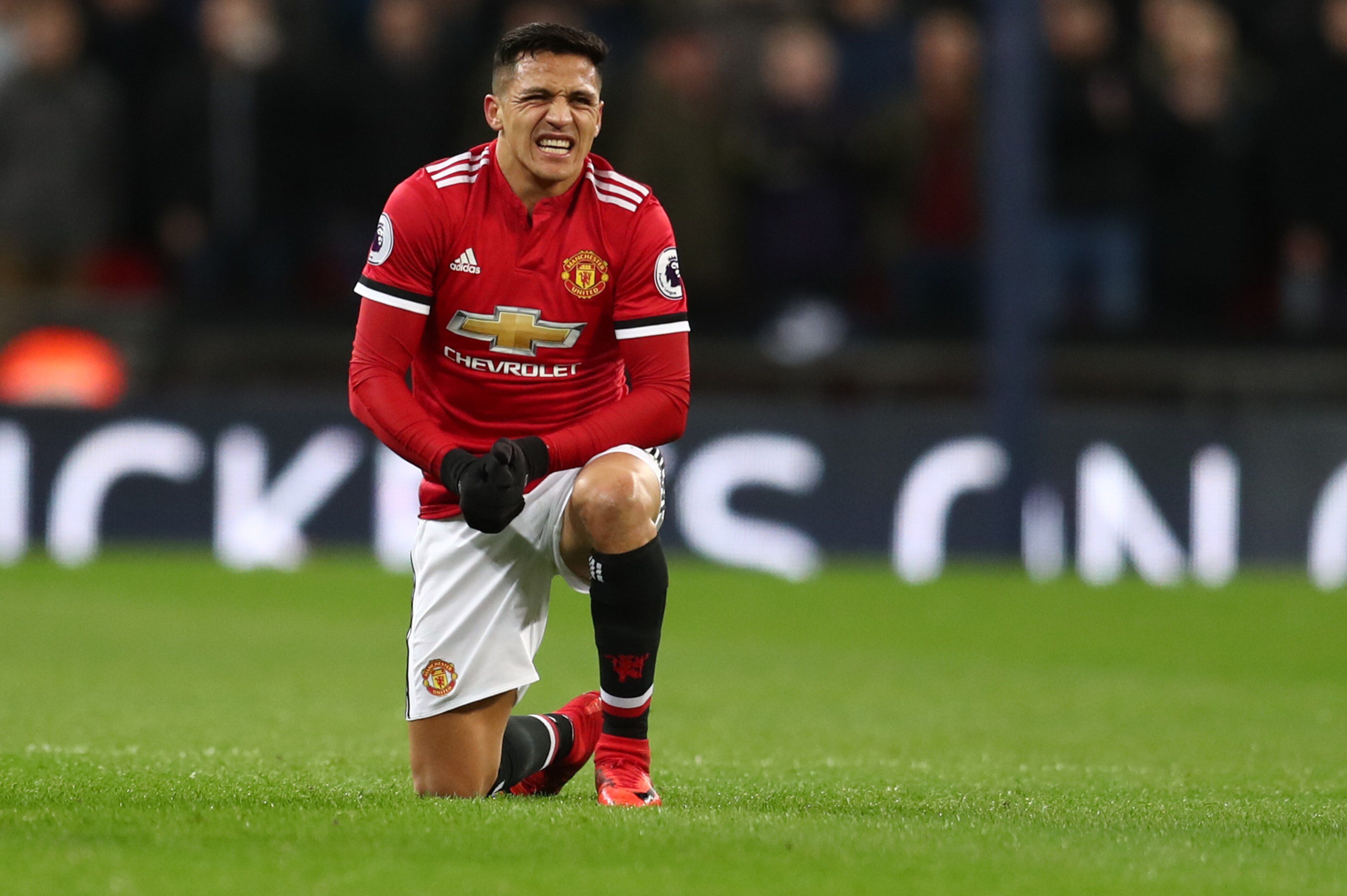LONDON, ENGLAND - JANUARY 31: Alexis Sanchez of Manchester United during the Premier League match between Tottenham Hotspur and Manchester United at Wembley Stadium on January 31, 2018 in London, England. (Photo by Catherine Ivill/Getty Images)