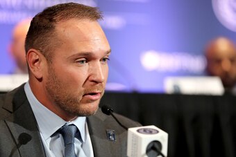NEW YORK, NY - DECEMBER 05:  Brian Urlacher speaks among the 2017 College Football Hall of Fame Class during the press conference for the 60th NFF Anual Awards Ceremony at New York Hilton Midtown on December 5, 2017 in New York City.  (Photo by Abbie Parr