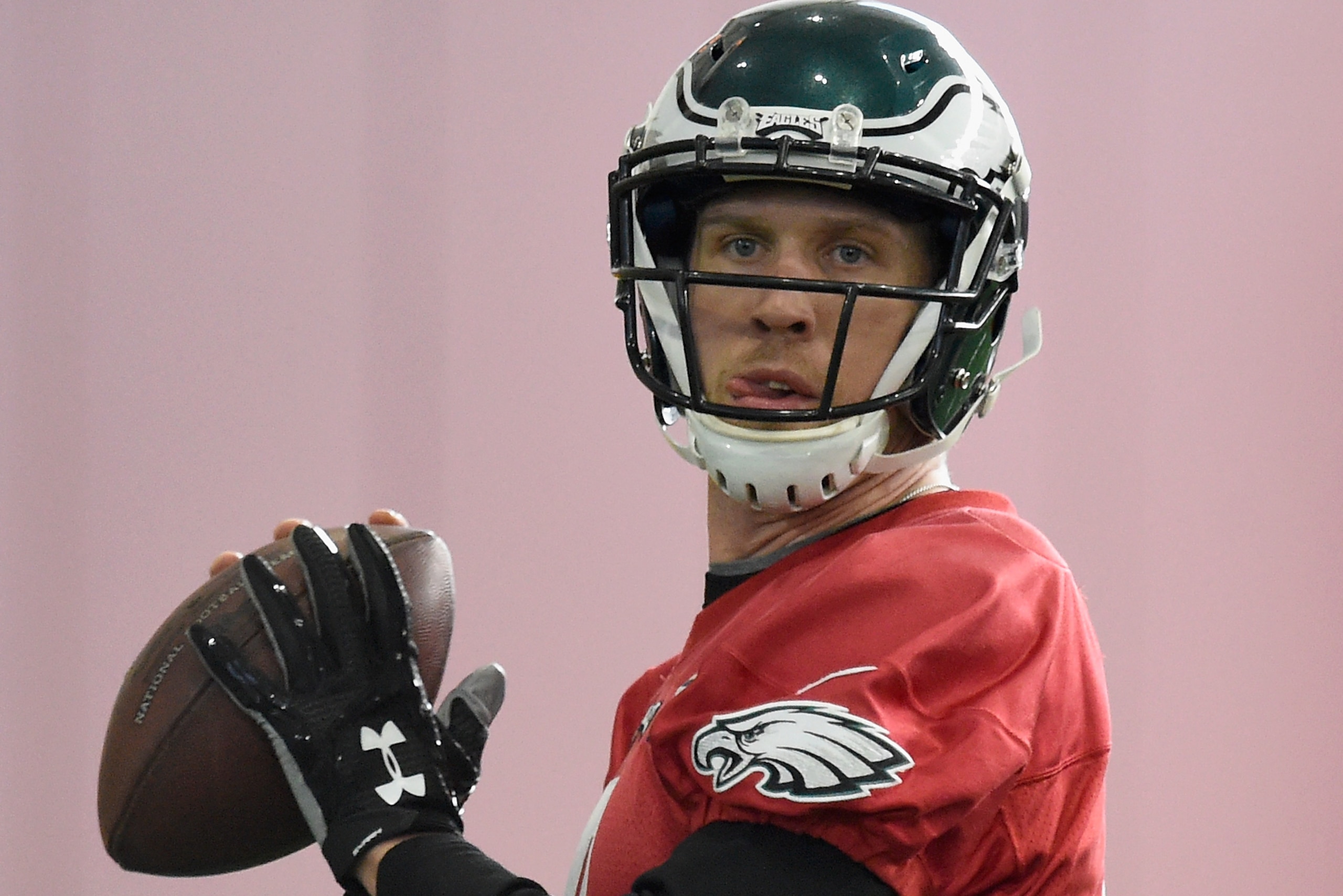 MINNEAPOLIS, MN - FEBRUARY 01: Nick Foles #9 of the Philadelphia Eagles passes the ball during Super Bowl LII practice on February 1, 2018 at the University of Minnesota in Minneapolis, Minnesota. The Philadelphia Eagles will face the New England Patriots