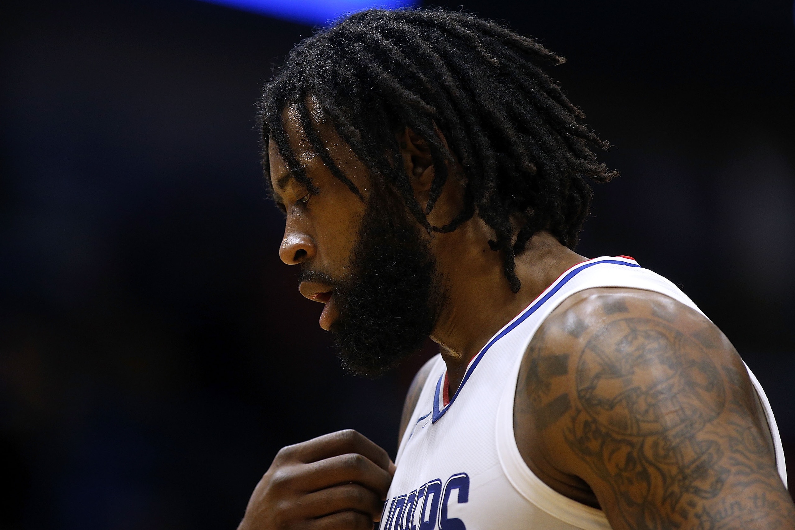 NEW ORLEANS, LA - JANUARY 28:  DeAndre Jordan #6 of the LA Clippers reacts druing the first half against the New Orleans Pelicans at the Smoothie King Center on January 28, 2018 in New Orleans, Louisiana. NOTE TO USER: User expressly acknowledges and agre