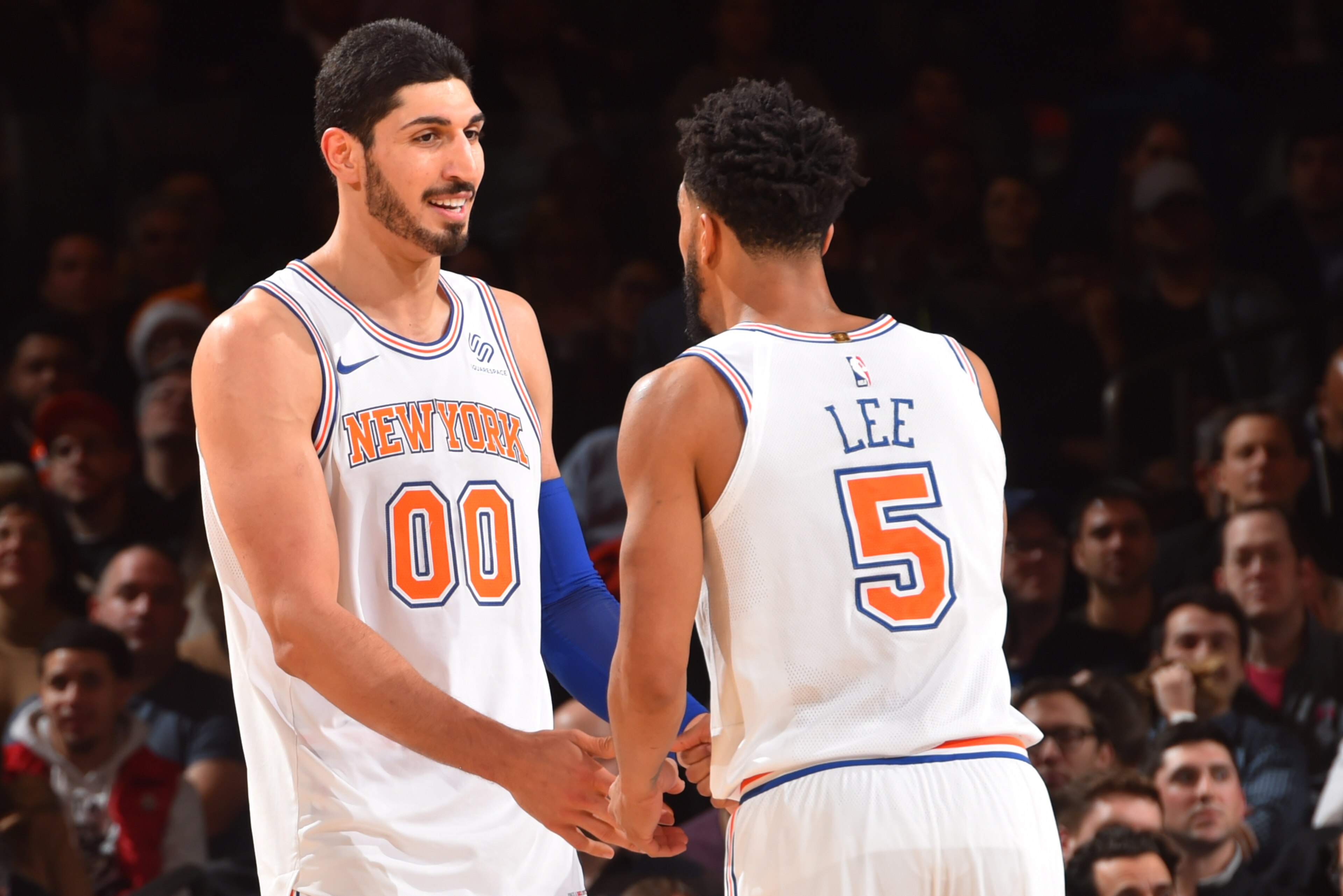 NEW YORK,NY - DECEMBER 6 : Enes Kanter #55 and Courtney Lee #5 of the New York Knicks shake hands against the Memphis Grizzlies at Madison Square Garden on December 6, 2017 in New York,New York NOTE TO USER: User expressly acknowledges and agrees that, b NEW YORK,NY - DECEMBER 6 : Enes Kanter #55 and Courtney Lee #5 of the New York Knicks shake hands against the Memphis Grizzlies at Madison Square Garden on December 6, 2017 in New York,New York NOTE TO USER: User expressly acknowledges and agrees that, b