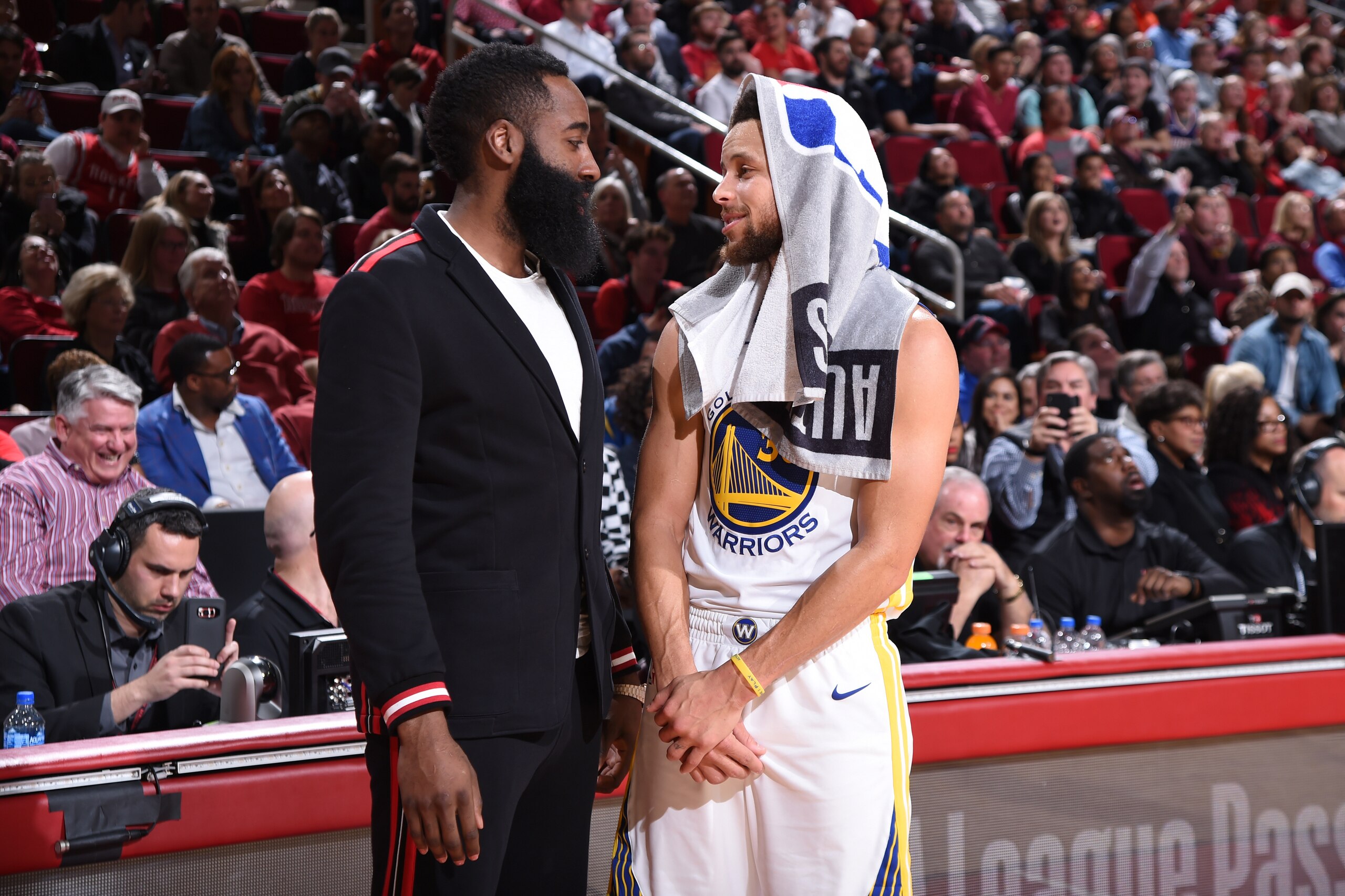 HOUSTON, TX - JANUARY 4: James Harden #13 of the Houston Rockets and Stephen Curry #30 of the Golden State Warriors after the game on January 4, 2018 at the Toyota Center in Houston, Texas. NOTE TO USER: User expressly acknowledges and agrees that, by dow HOUSTON, TX - JANUARY 4: James Harden #13 of the Houston Rockets and Stephen Curry #30 of the Golden State Warriors after the game on January 4, 2018 at the Toyota Center in Houston, Texas. NOTE TO USER: User expressly acknowledges and agrees that, by dow