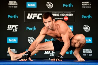 PERTH, AUSTRALIA - FEBRUARY 09:  UFC middleweight Luke Rockhold holds an open workout for fans and media during the UFC 221 Open Workouts at Elizabeth Quay on February 9, 2018 in Perth, Australia. (Photo by Jeff Bottari/Zuffa LLC/Zuffa LLC via Getty Image