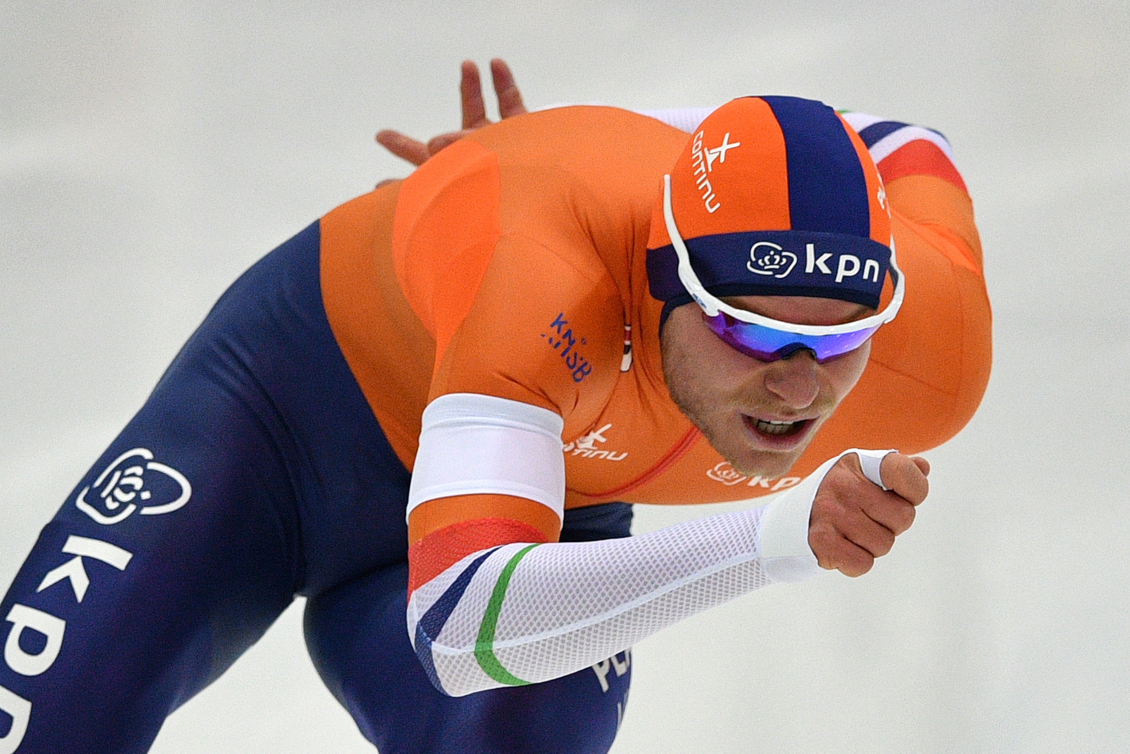 Netherland's Koen Verweij competes in the 1500m final of the European Speed Skating Championship in Kolomna on January 5, 2018. / AFP PHOTO / Mladen ANTONOV        (Photo credit should read MLADEN ANTONOV/AFP/Getty Images)