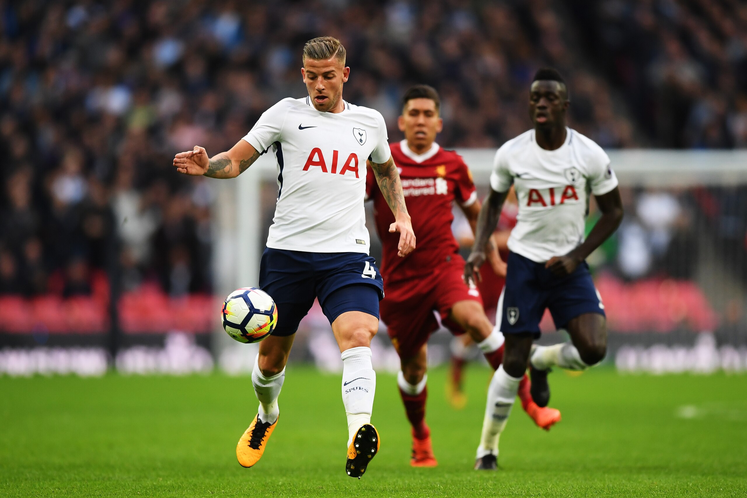 LONDON, ENGLAND - OCTOBER 22: Toby Alderweireld of Tottenham Hotspur in action during the Premier League match between Tottenham Hotspur and Liverpool at Wembley Stadium on October 22, 2017 in London, England. (Photo by Shaun Botterill/Getty Images) LONDON, ENGLAND - OCTOBER 22: Toby Alderweireld of Tottenham Hotspur in action during the Premier League match between Tottenham Hotspur and Liverpool at Wembley Stadium on October 22, 2017 in London, England. (Photo by Shaun Botterill/Getty Images)