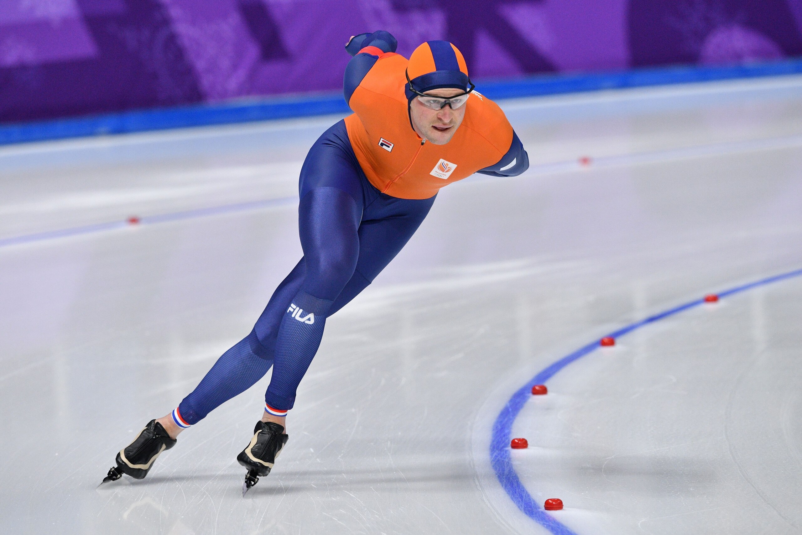 Netherlands' Sven Kramer competes in the men's 10,000m speed skating event during the Pyeongchang 2018 Winter Olympic Games at the Gangneung Oval in Gangneung on February 15, 2018. / AFP PHOTO / Mladen ANTONOV        (Photo credit should read MLADEN ANTON