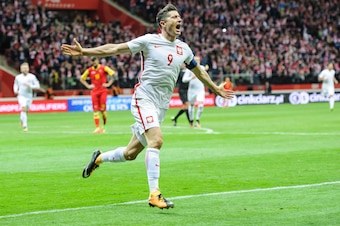 WARSAW, POLAND - OCTOBER 08: Robert Lewandowski celebration during the FIFA 2018 World Cup Qualifier between Poland and Montenegro on October 8, 2017 in Warsaw, Poland. (Photo by Rafal Oleksiewicz/PressFocus/MB Media/Getty Images)