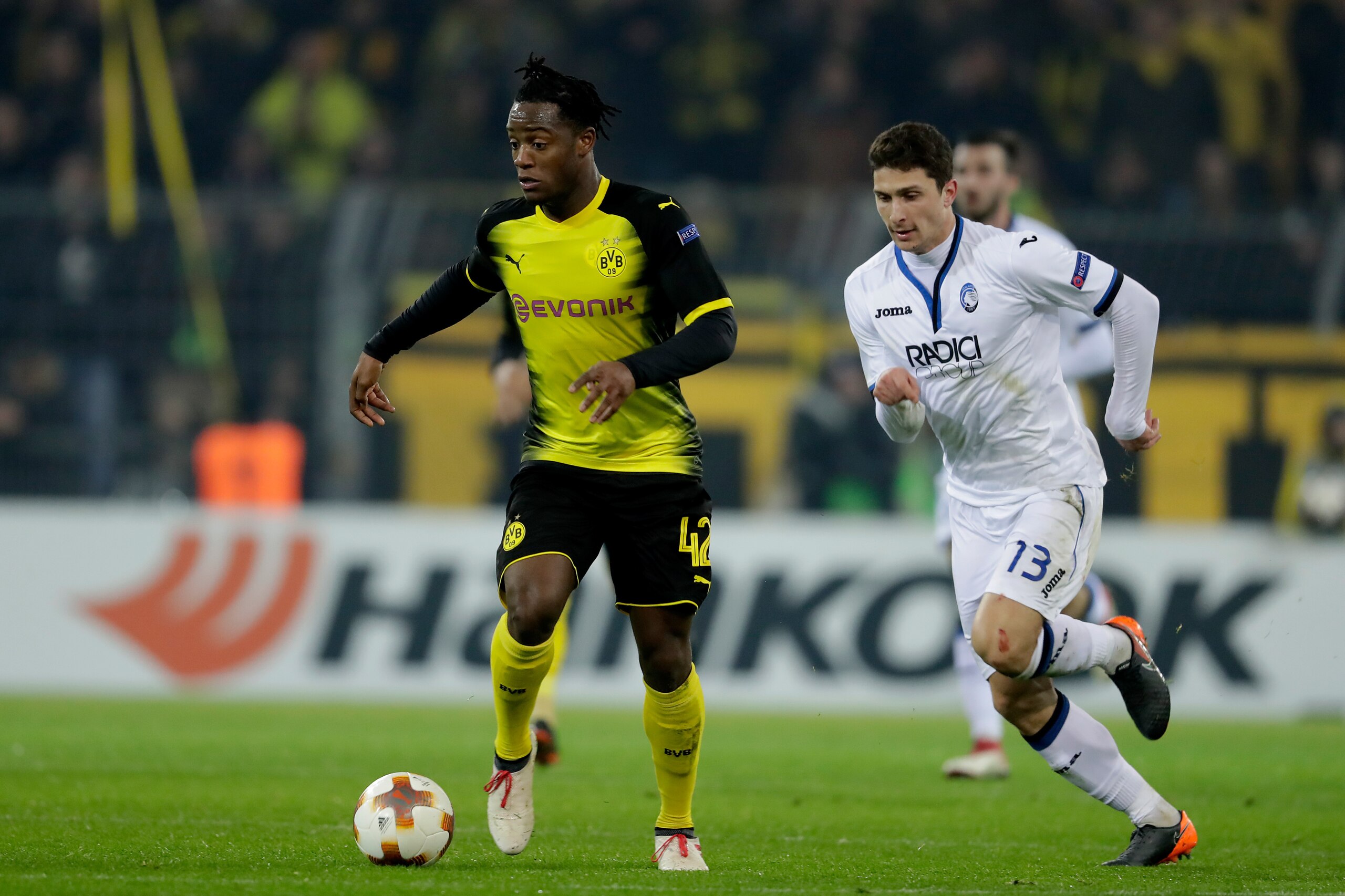 DORTMUND, GERMANY - FEBRUARY 15: Michy Batshuayi of Borussia Dortmund during the UEFA Europa League   match between Borussia Dortmund v Atalanta Bergamo at the Signal Iduna Park on February 15, 2018 in Dortmund Germany (Photo by Laurens Lindhout/Soccrates
